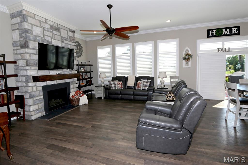 Wentzville, Missouri, 63385, United States, 3 Bedrooms Bedrooms, ,3 BathroomsBathrooms,Residential,For Sale,1958950