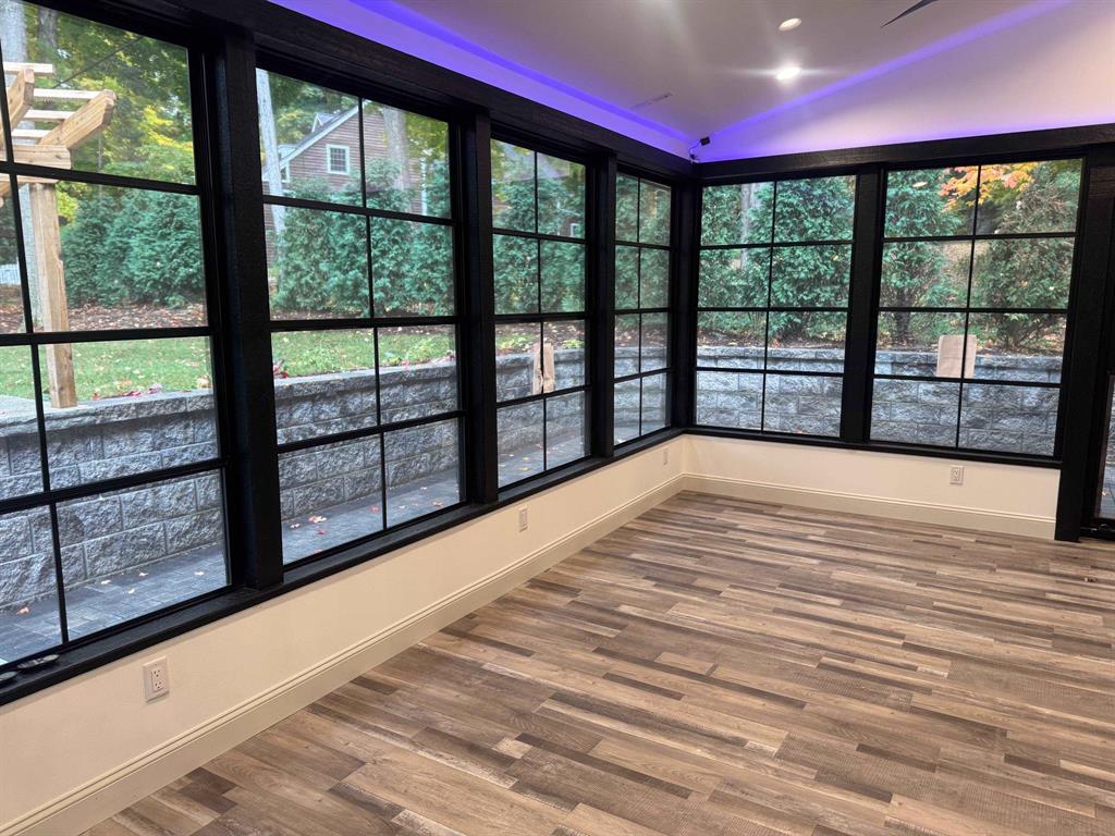 Madison, Wisconsin, 53704, United States, 4 Bedrooms Bedrooms, ,5 BathroomsBathrooms,Residential,For Sale,1973906