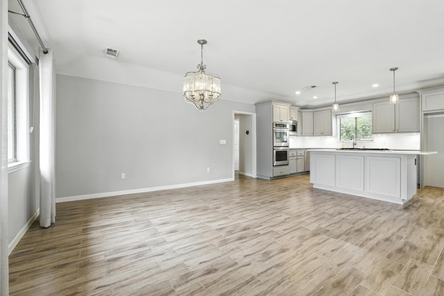 Sacramento, California, 95864, United States, 4 Bedrooms Bedrooms, ,2 BathroomsBathrooms,Residential,For Sale,1903750