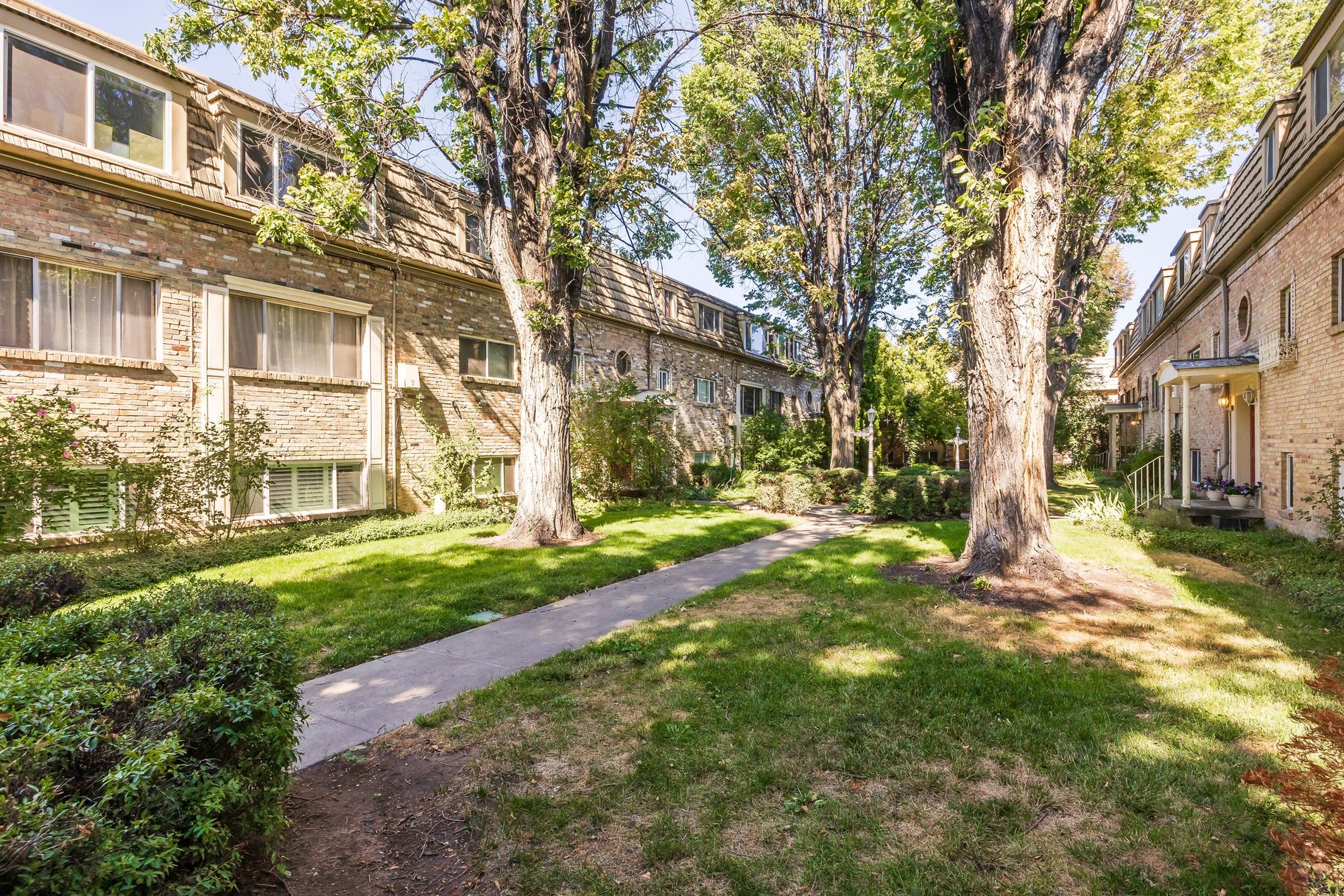  Light-Filled, Remodeled Living in the Heart of Holladay - 物件實景