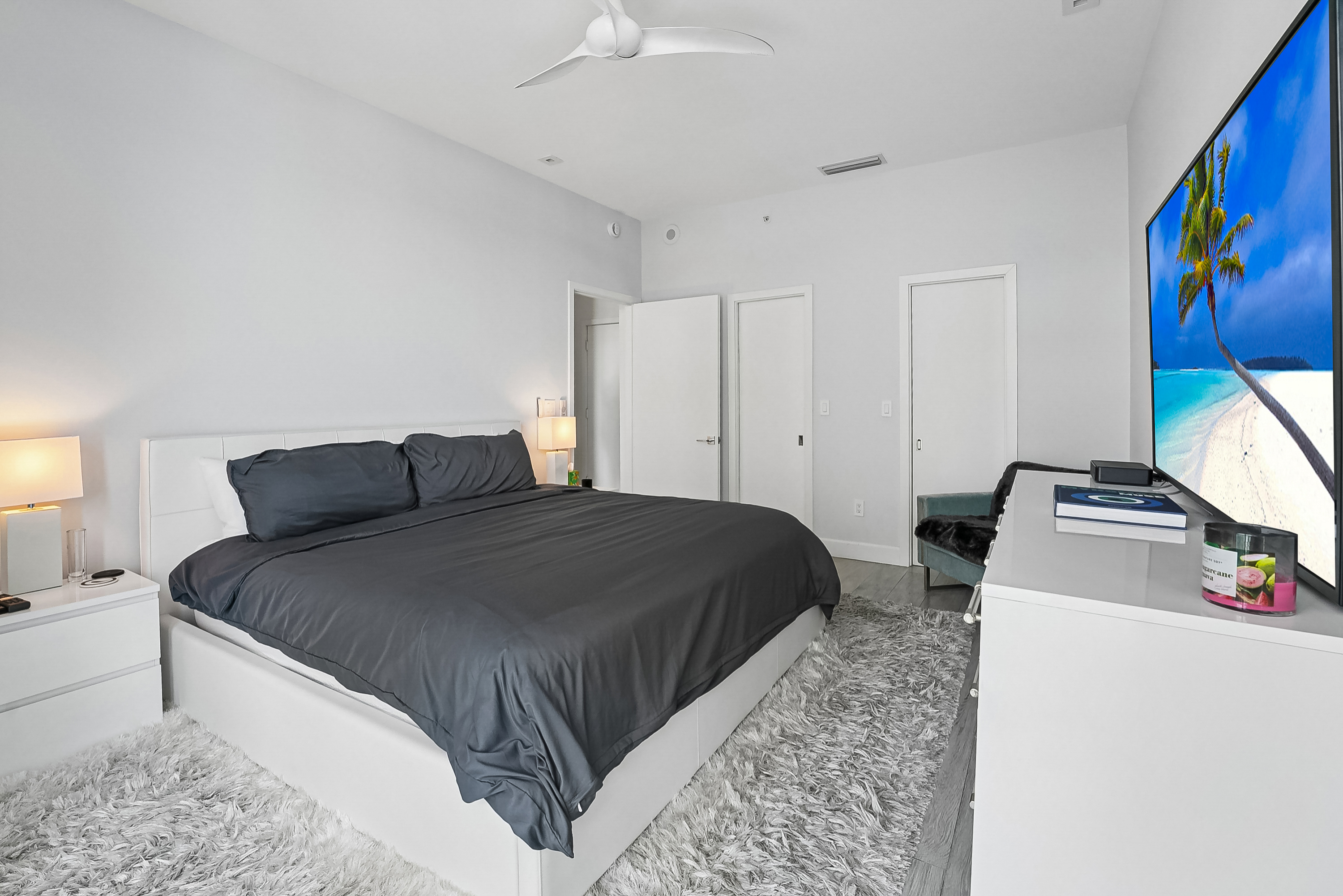  1331 Brickell Bay Dr, Miami, FL, 33131 - 物件實景