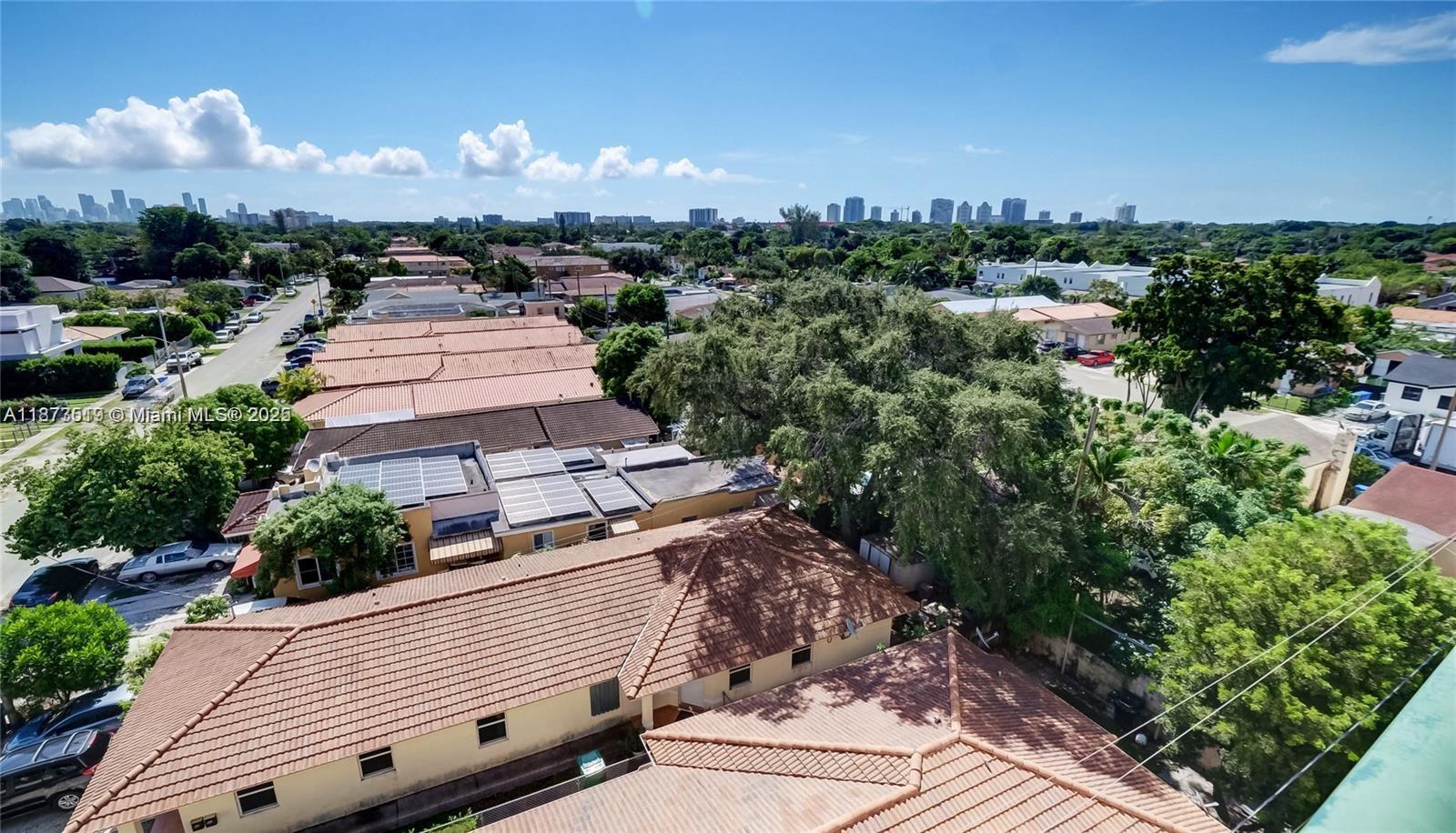 Miami, Florida, 33133, United States, 2 Bedrooms Bedrooms, ,2 BathroomsBathrooms,Residential,For Sale,1939288