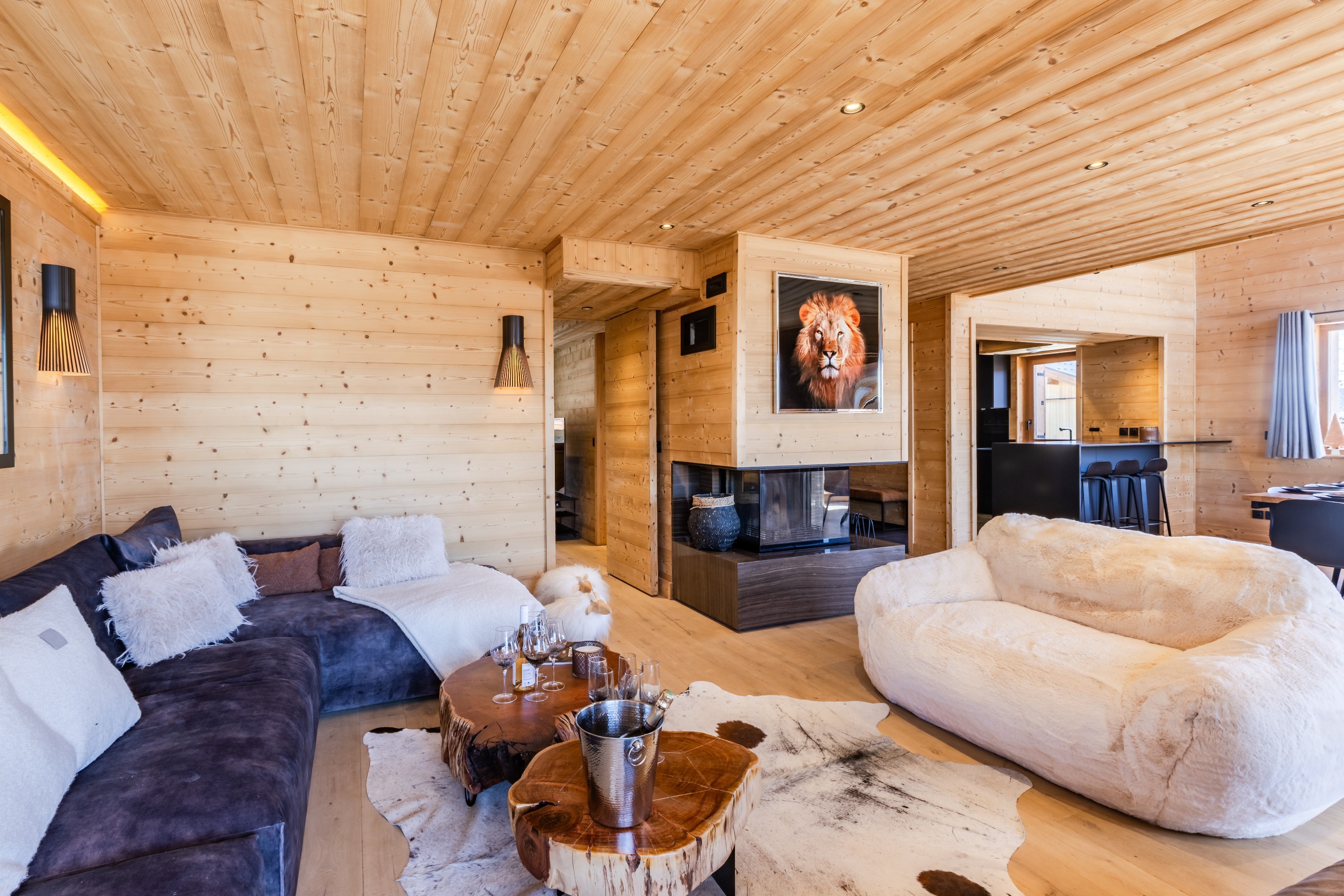  Chalet Rock - Right  at the foot of the slopes and in the heart of the Alpe d