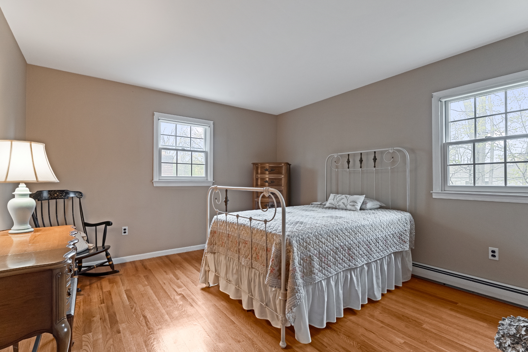  Traditional Center Hall Colonial Located on Lovely Cul-de-Sac - 物件實景