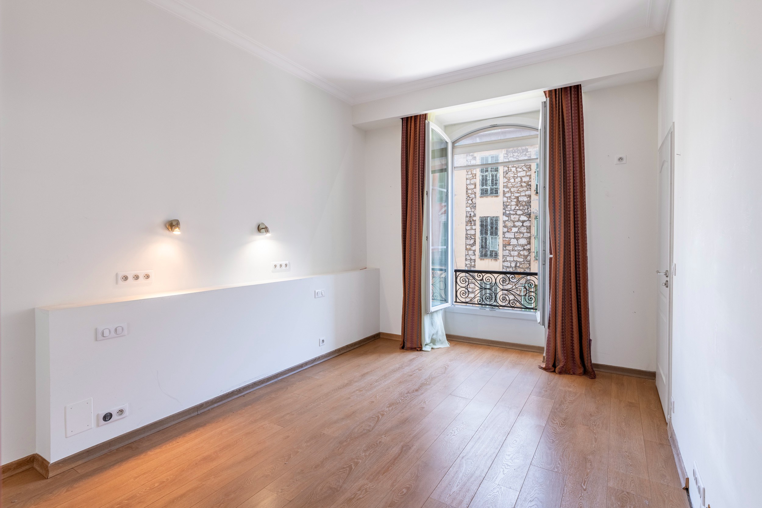  Nice Centre - 148 sq.m. apartment in need of renovation - Avenue Jean Médecin - 物件實景