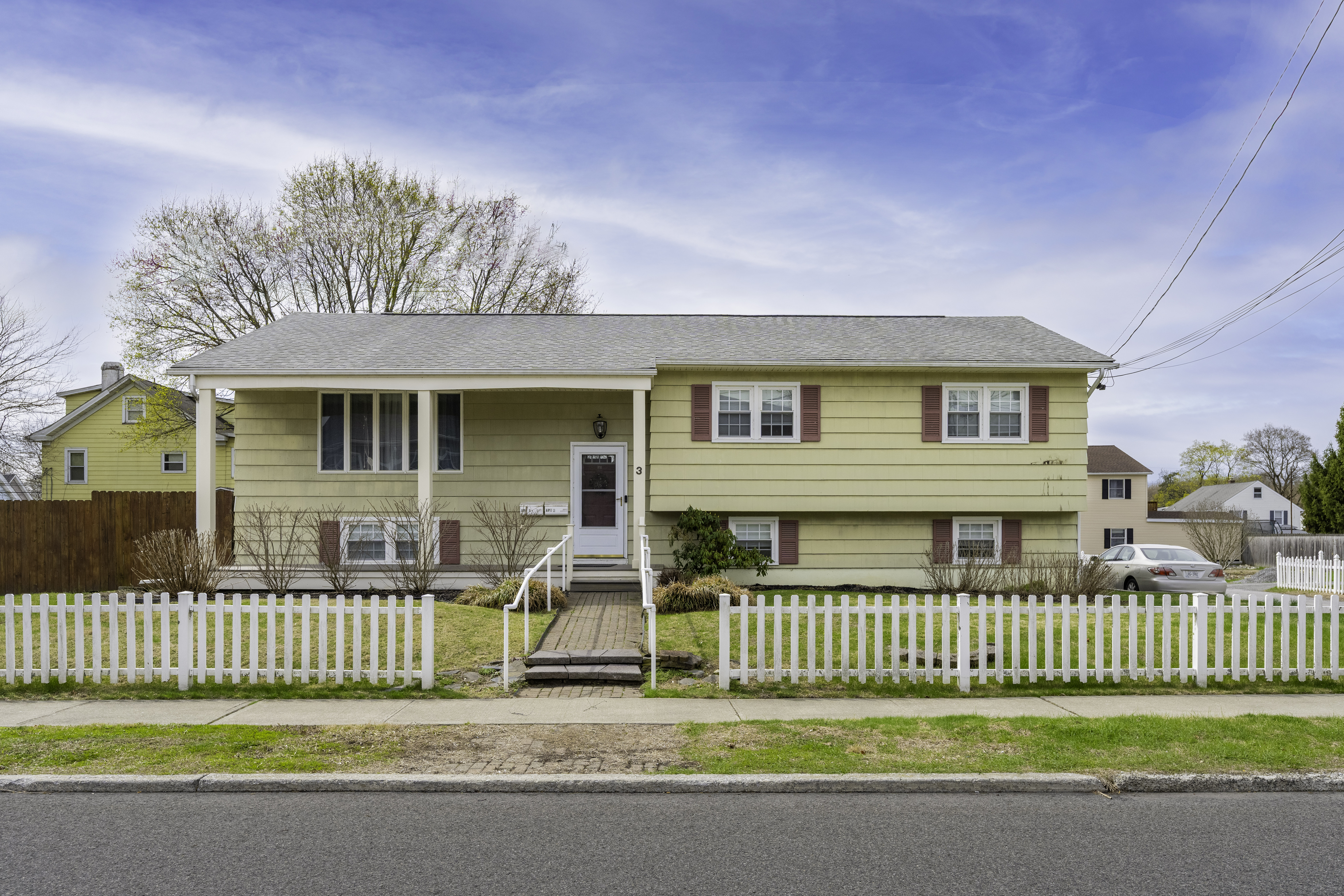 Wappingers Falls, New York, 12590, United States, 4 Bedrooms Bedrooms, ,3 BathroomsBathrooms,Residential,For Sale,1935823