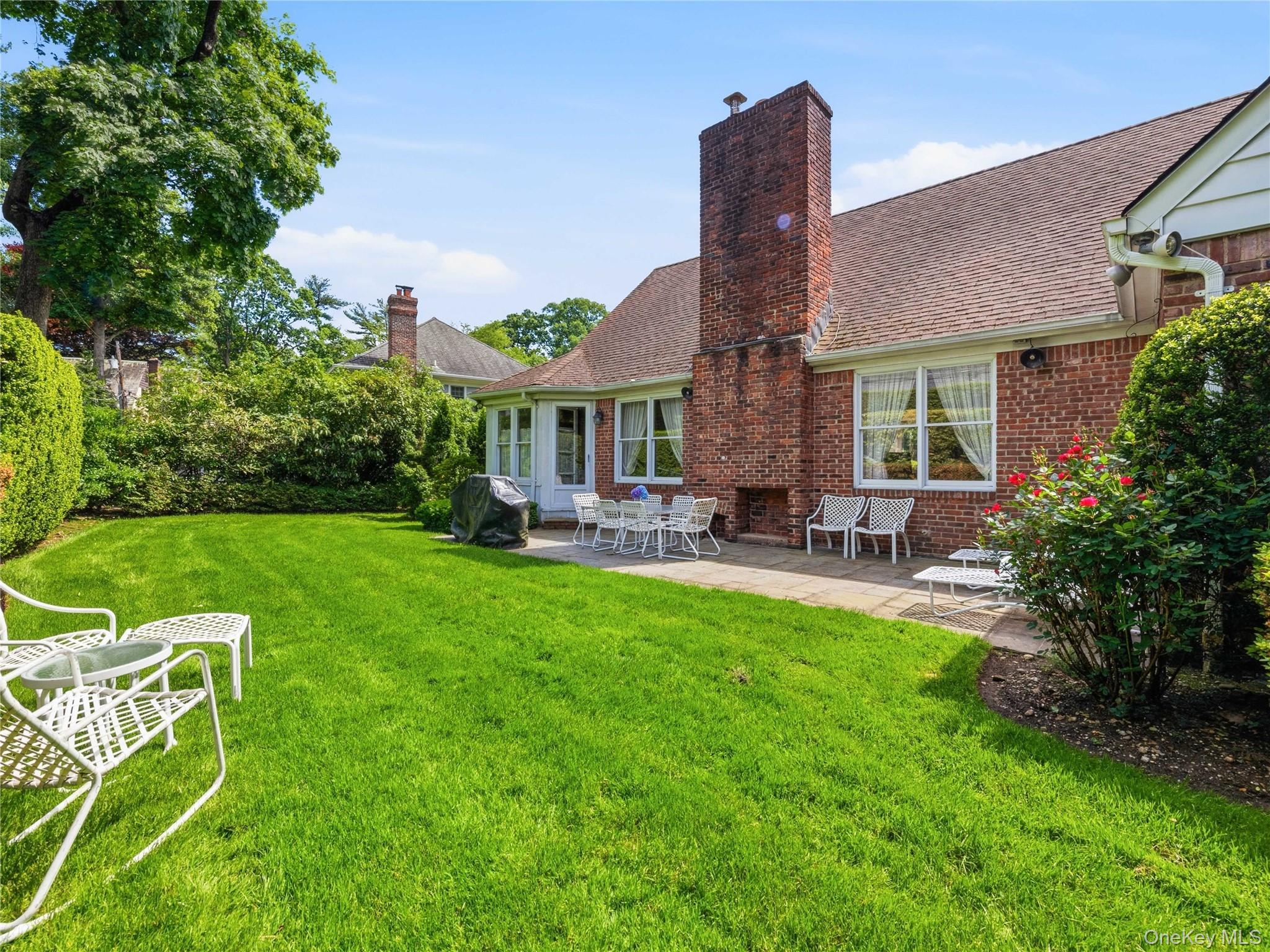  17 Glenwood Drive, Great Neck, NY, 11021 - 物件實景