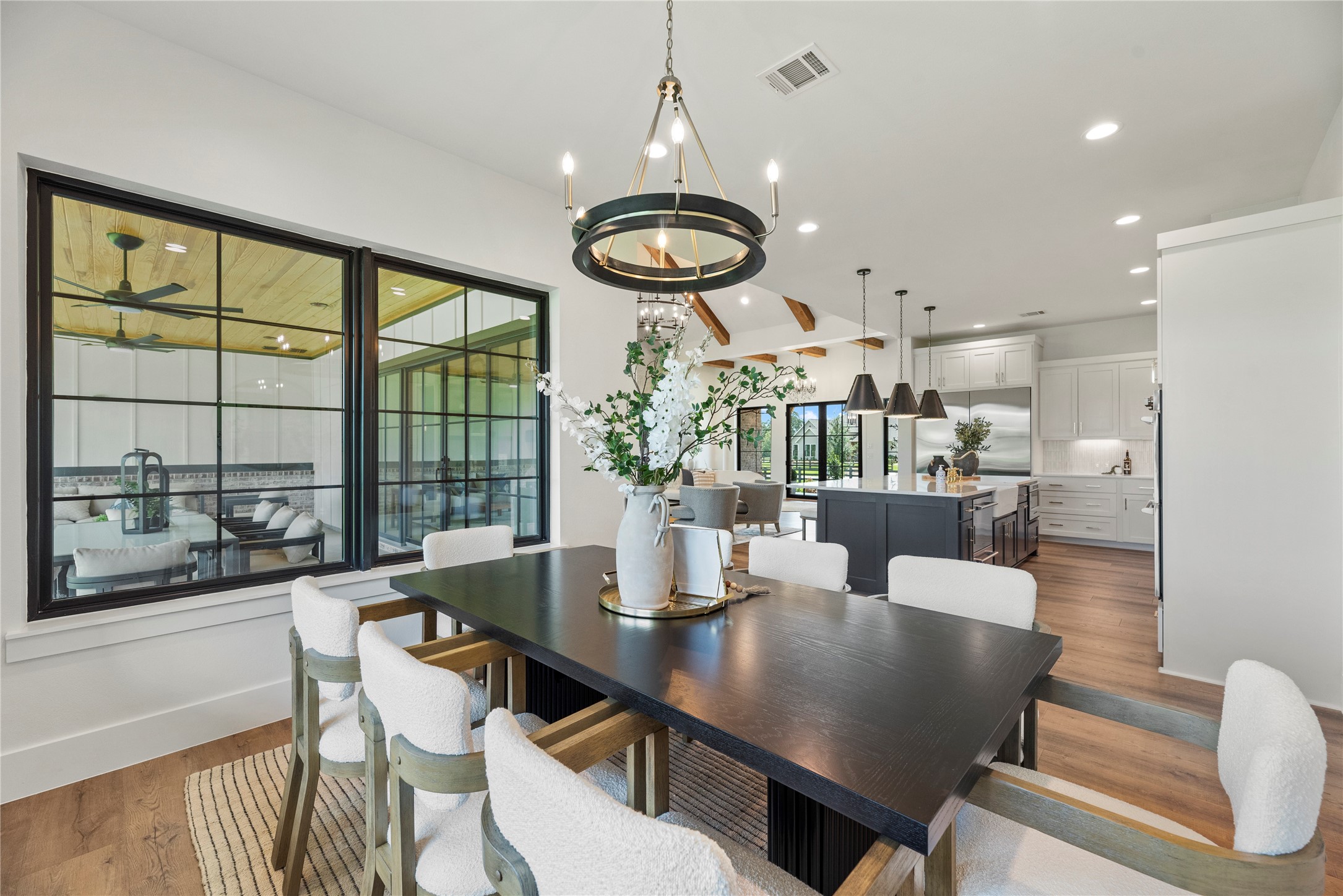 Montgomery, Texas, 77356, United States, 4 Bedrooms Bedrooms, ,5 BathroomsBathrooms,Residential,For Sale,1987481