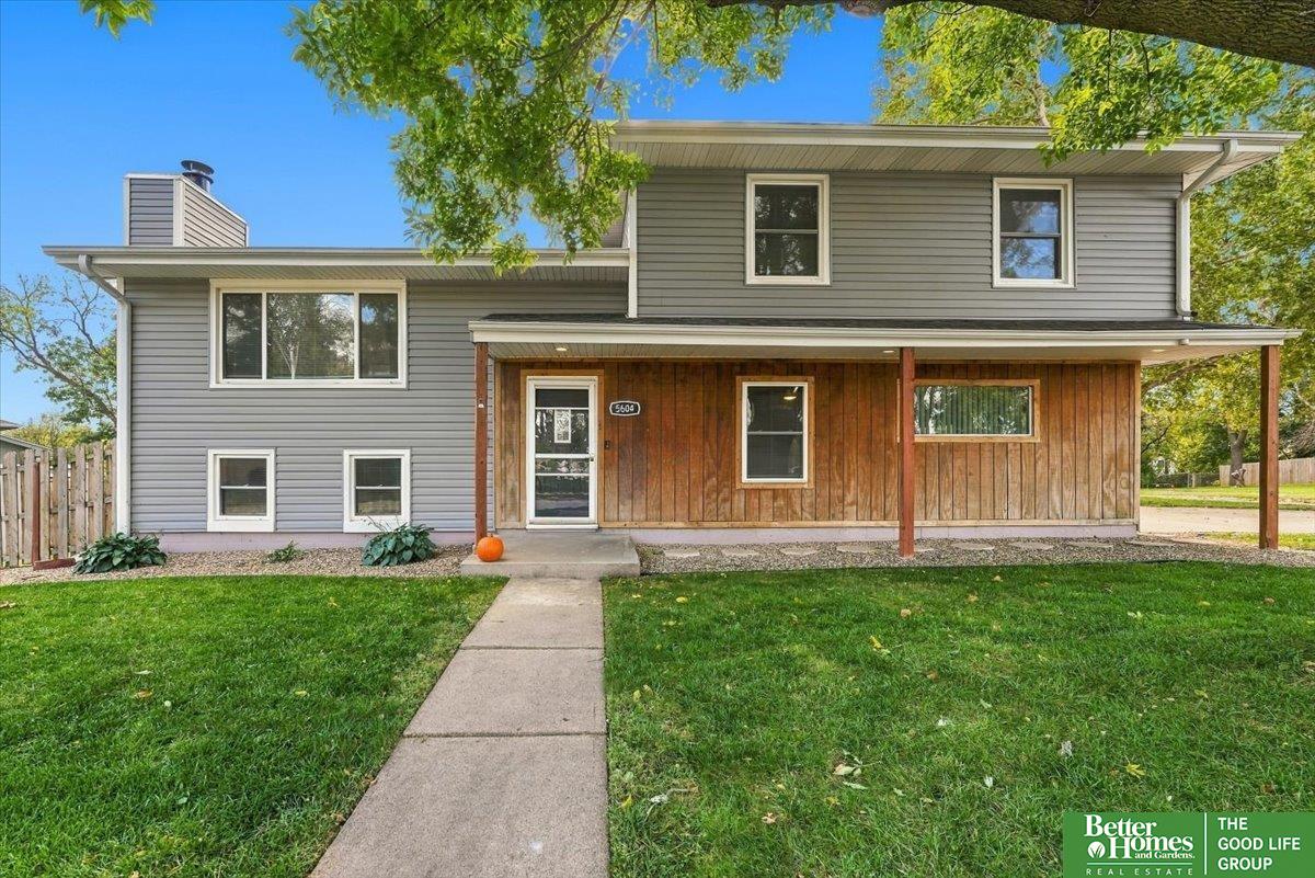 111th St, Omaha, NE 68137