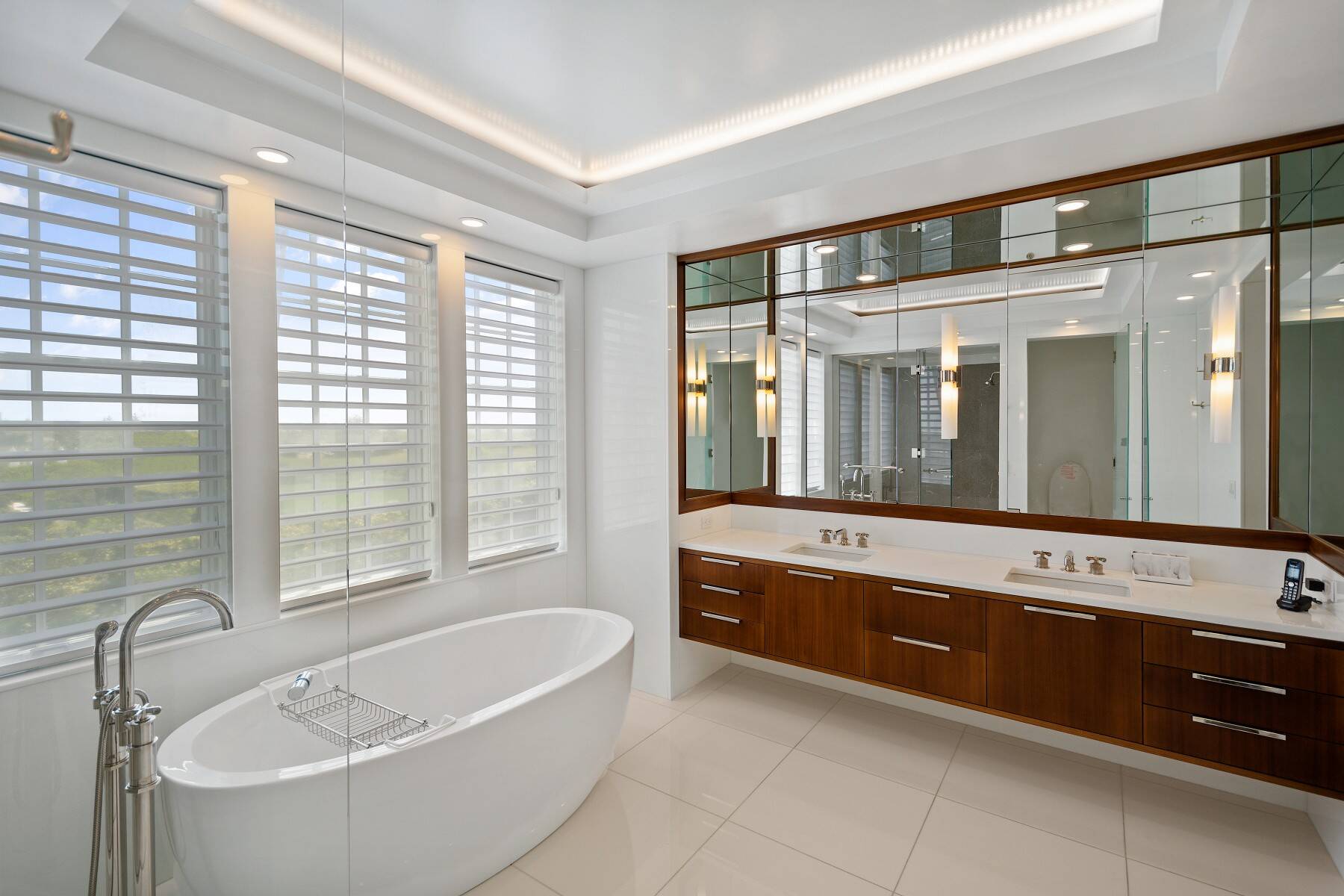  Stunning Bay-to-Oceanfront Estate on Meadow Lane - 物件實景