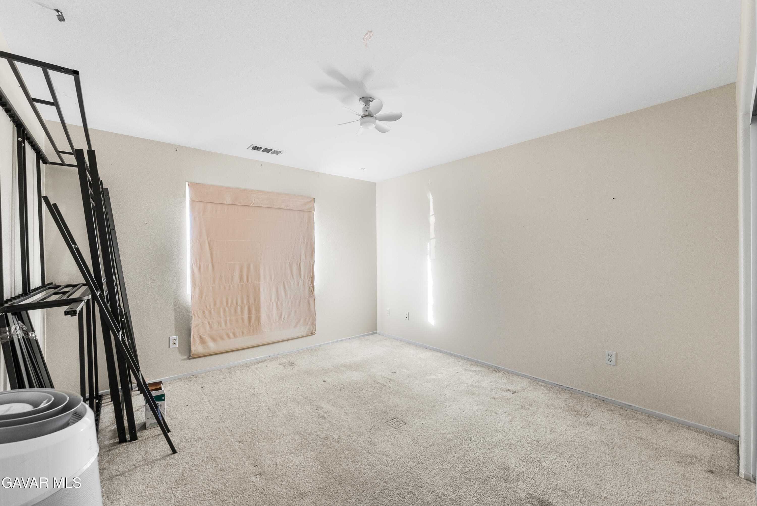 Lancaster, California, 93536, United States, 5 Bedrooms Bedrooms, ,3 BathroomsBathrooms,Residential,For Sale,1996467