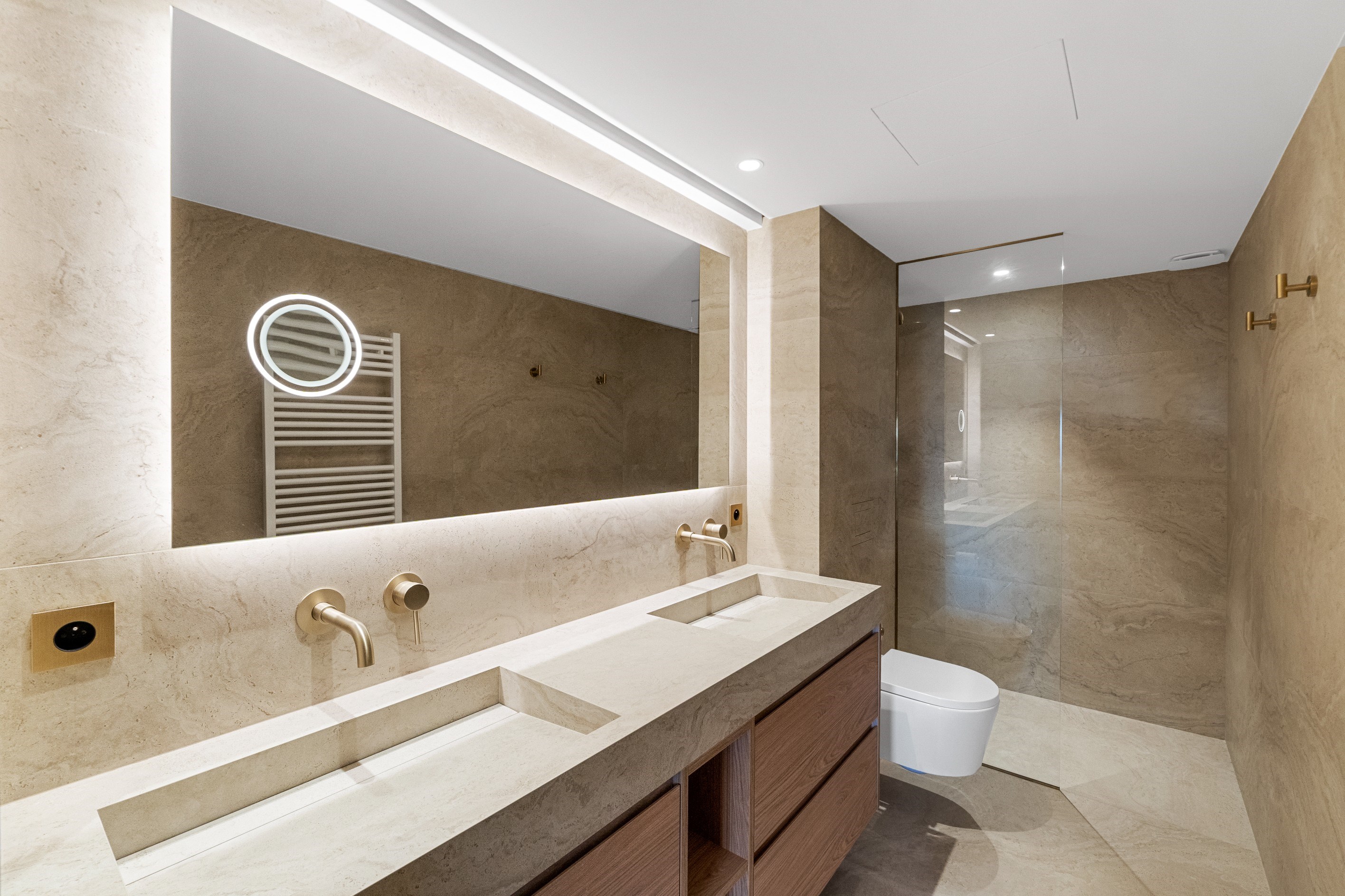  Cannes Palm Beach renovated 4-room apartment with terrace and sea view - 物件實景
