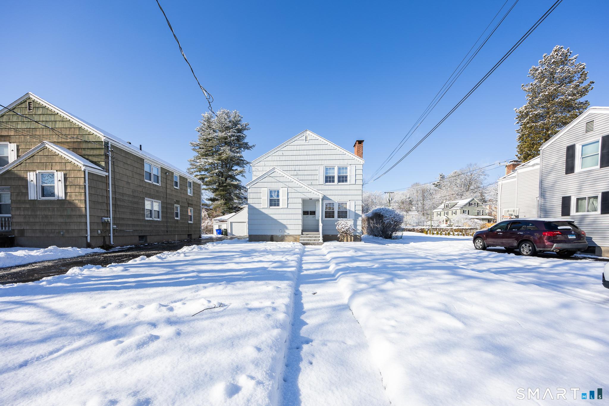 West Hartford, Connecticut, 06119, United States, 4 Bedrooms Bedrooms, ,2 BathroomsBathrooms,Residential,For Sale,2012525