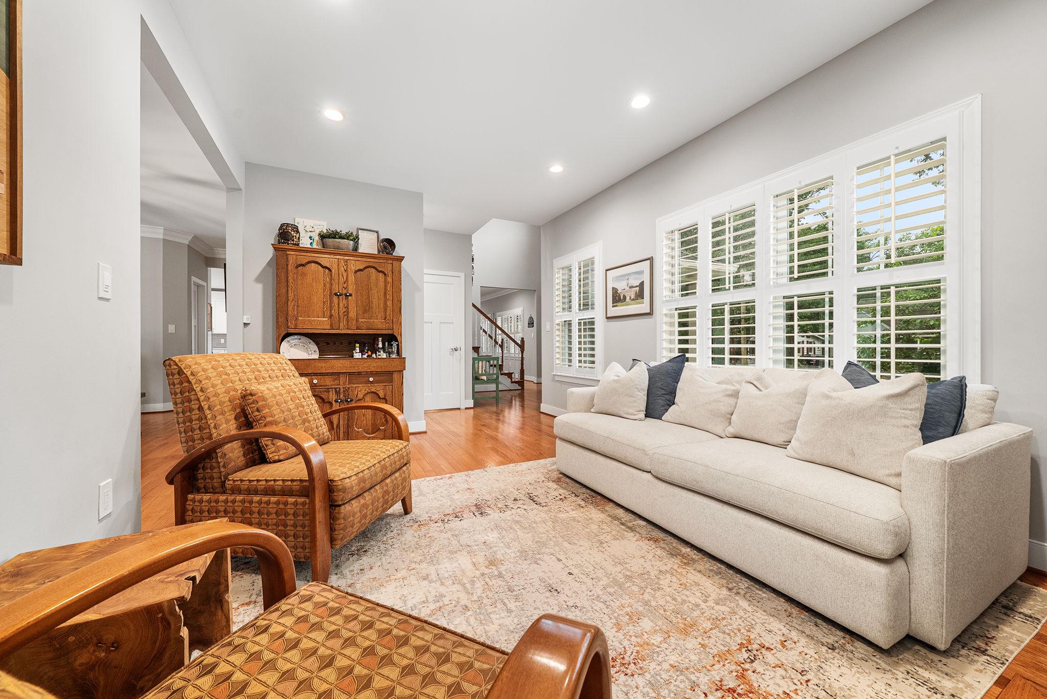  613 S Buchanan Street, Arlington, VA, 22204 - 物件實景