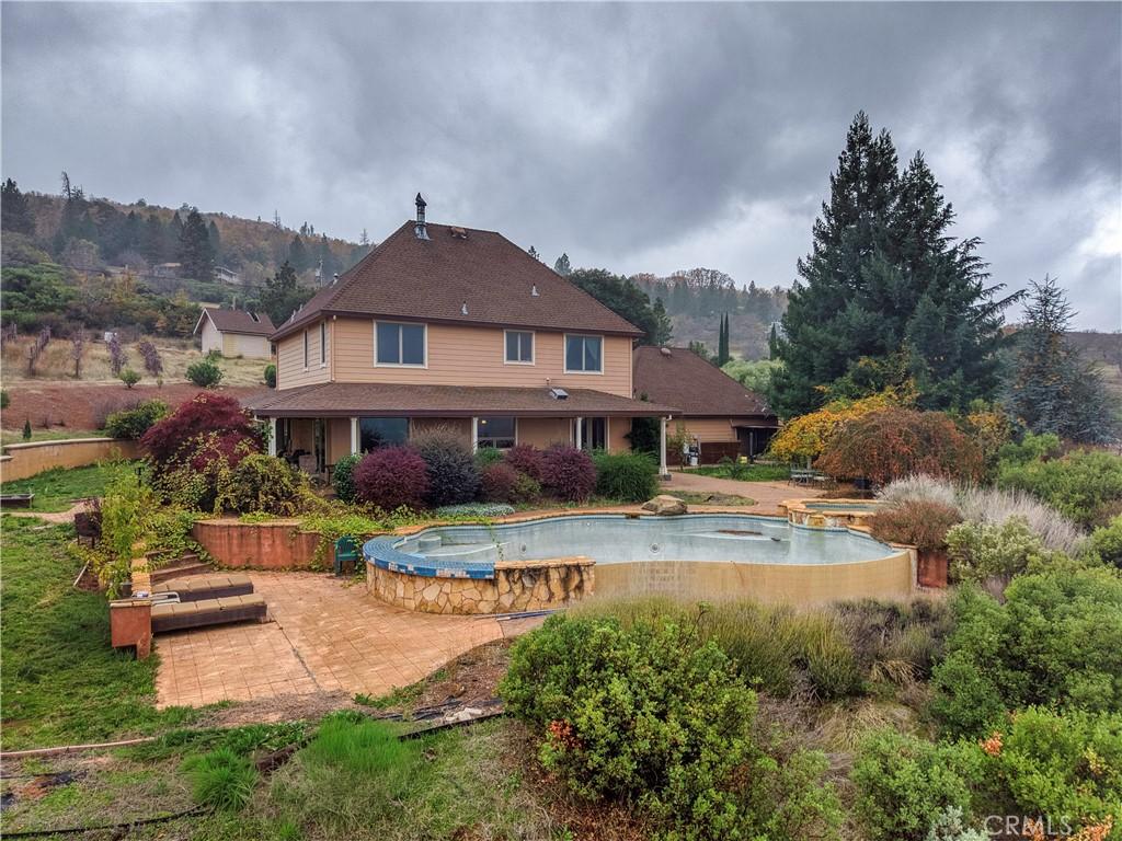 Kelseyville, California, 95451, United States, 5 Bedrooms Bedrooms, ,6 BathroomsBathrooms,Residential,For Sale,1998726