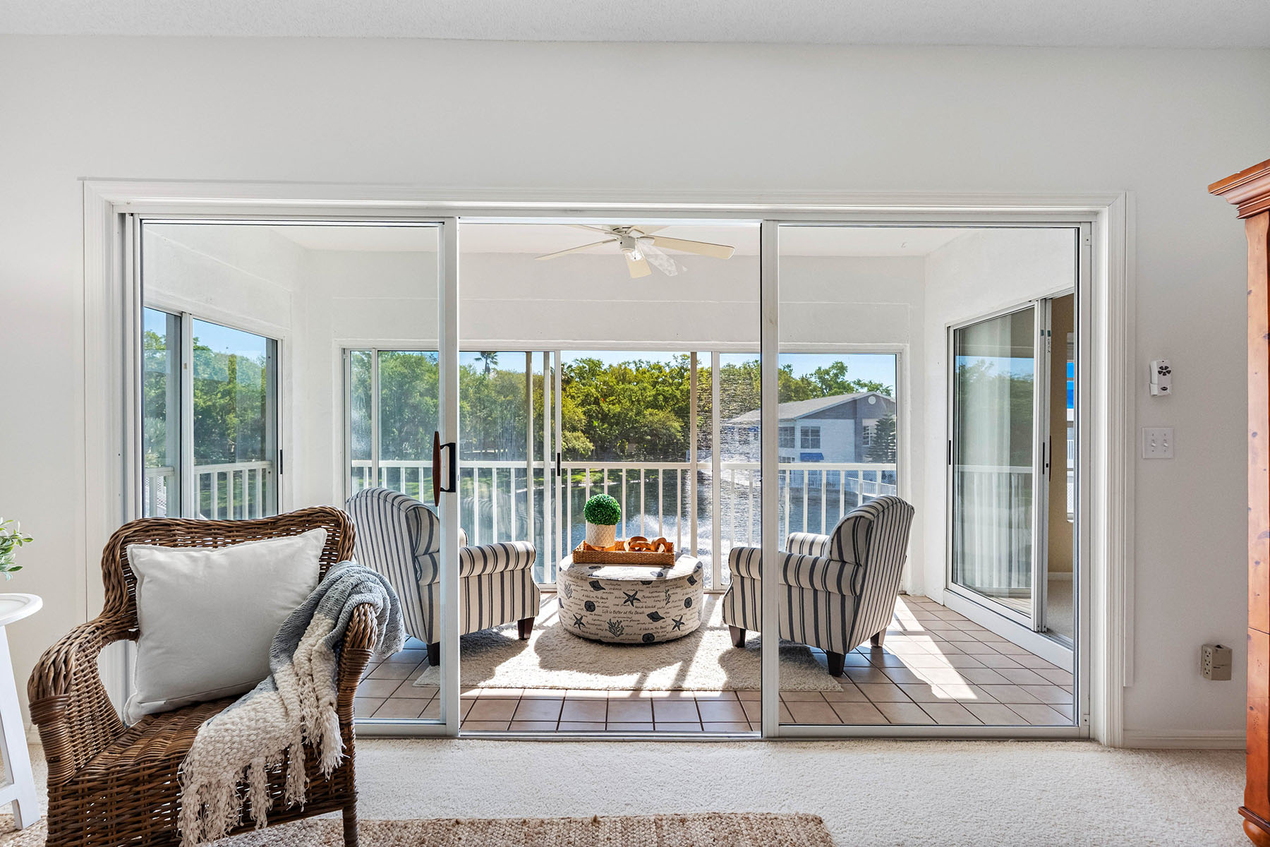  SHIPWATCH - 物件實景