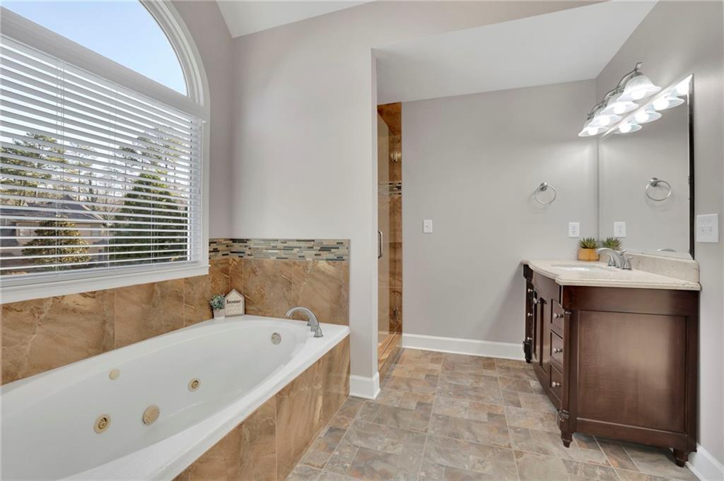 Marietta, Georgia, 30066, United States, 4 Bedrooms Bedrooms, ,3 BathroomsBathrooms,Residential,For Sale,2003100