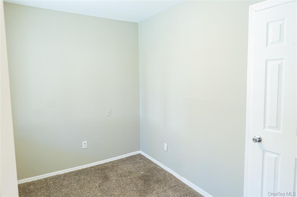 Amityville, New York, 11701, United States, 6 Bedrooms Bedrooms, ,3 BathroomsBathrooms,Residential,For Sale,1989653