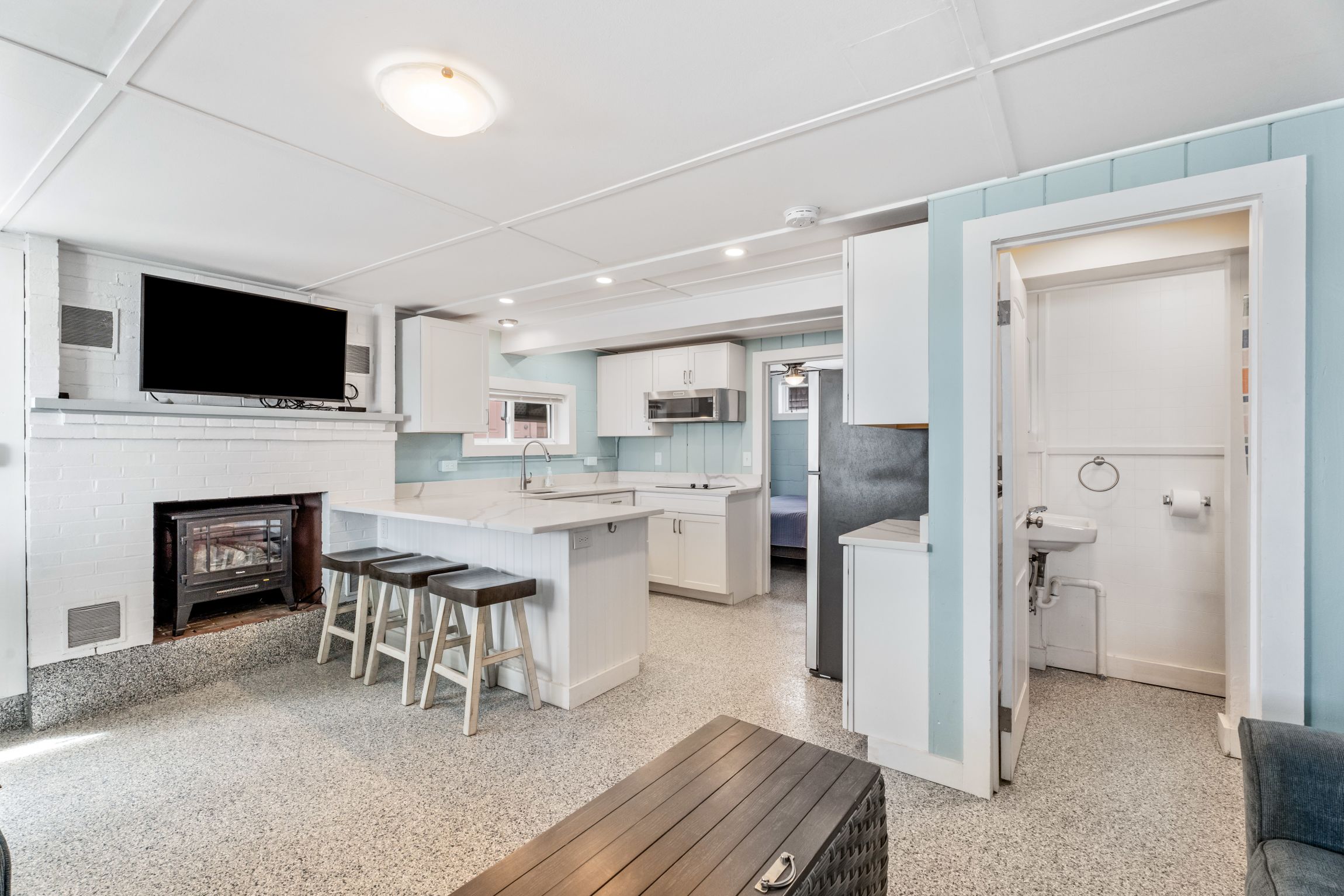  27 Concord Avenue, Hampton, NH, 03842 - 物件實景