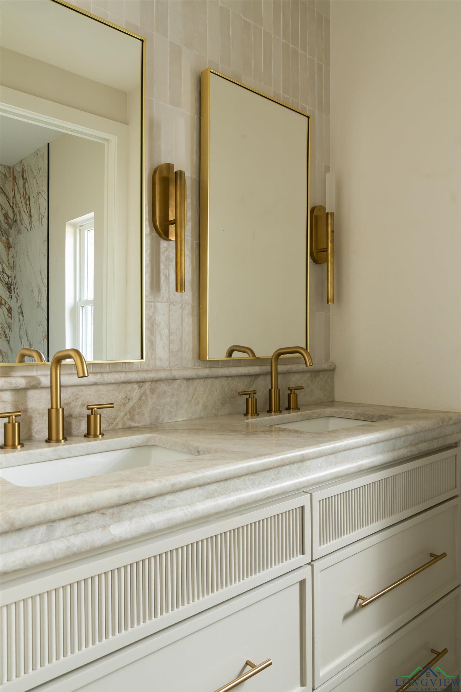 Tatum, Texas, 75691, United States, 4 Bedrooms Bedrooms, ,3 BathroomsBathrooms,Residential,For Sale,1993478