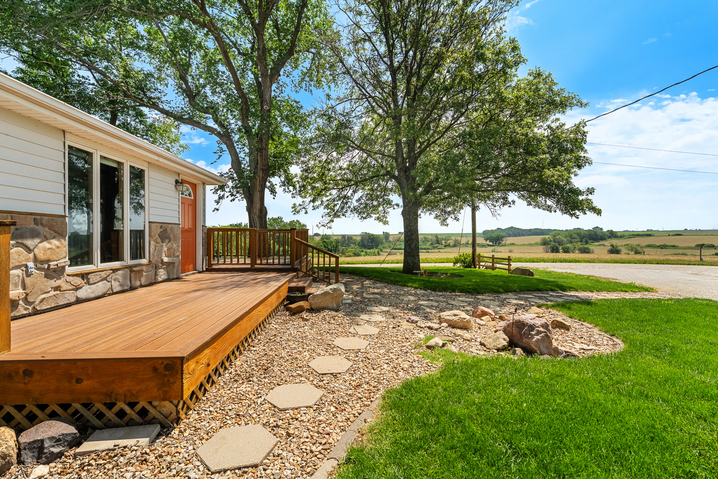 Centralia, Kansas, 66415, United States, 8 Bedrooms Bedrooms, ,4 BathroomsBathrooms,Residential,For Sale,1849924