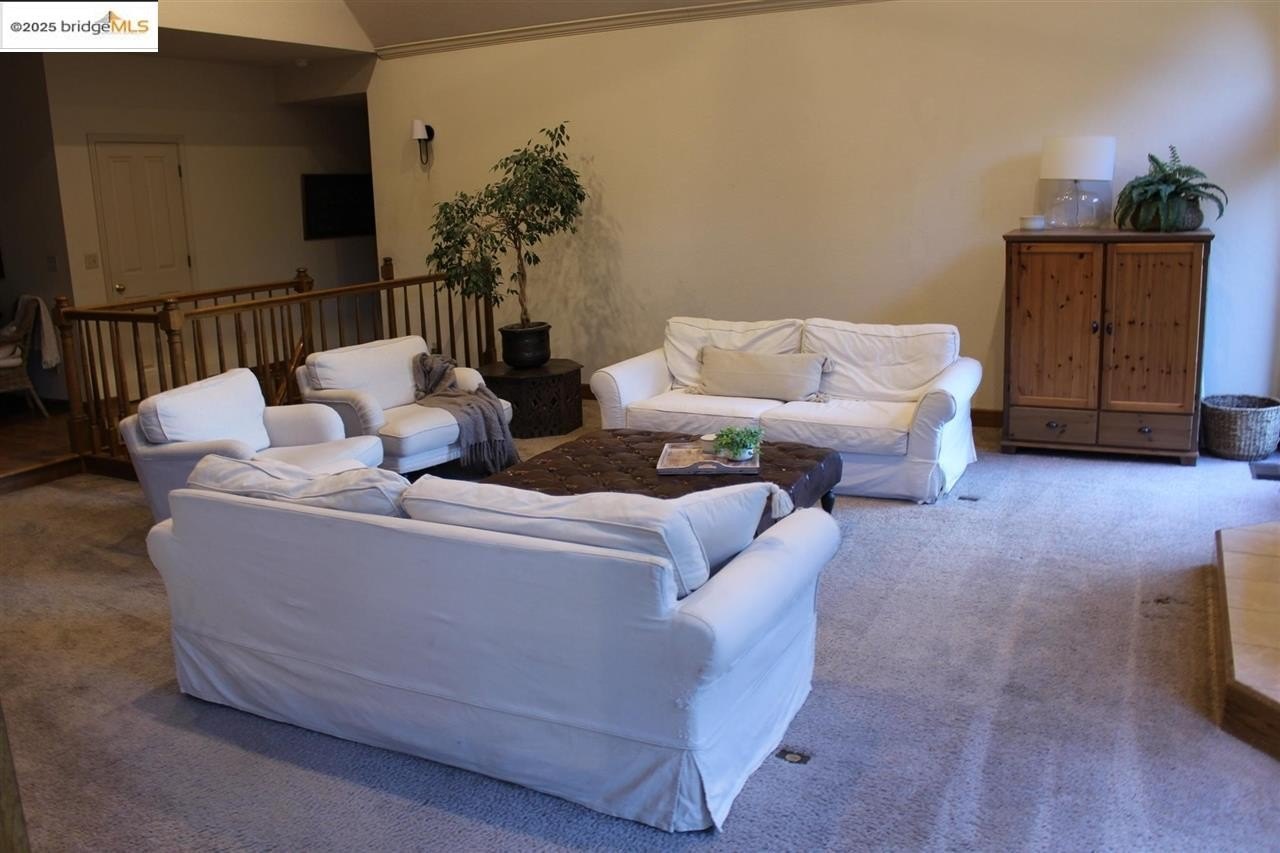 Sonora, California, 95370, United States, 4 Bedrooms Bedrooms, ,3 BathroomsBathrooms,Residential,For Sale,1976244