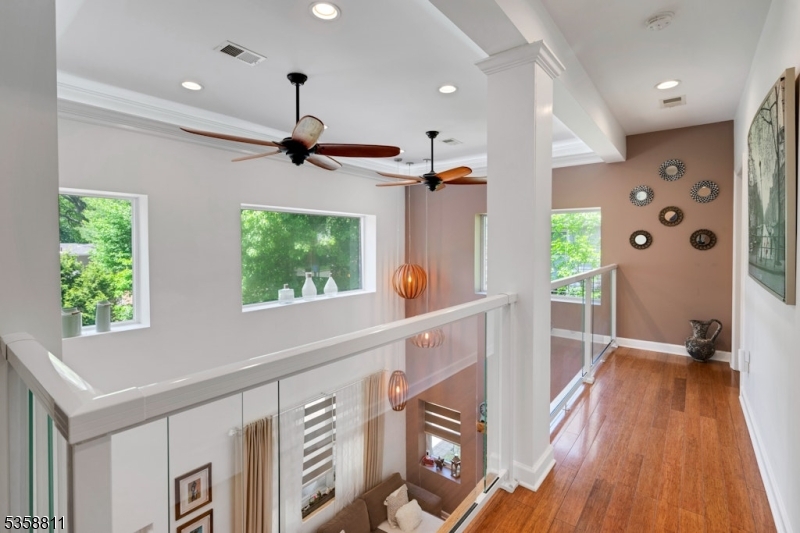 West Orange Twp., New Jersey, 07052, United States, 6 Bedrooms Bedrooms, ,4 BathroomsBathrooms,Residential,For Sale,1826682