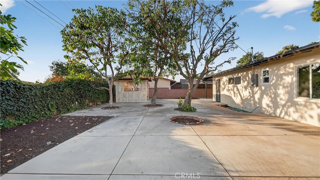 La Puente, California, 91744, United States, 3 Bedrooms Bedrooms, ,2 BathroomsBathrooms,Residential,For Sale,1986129