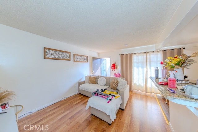 Anaheim, California, 92804, United States, ,Residential,For Sale,1978025