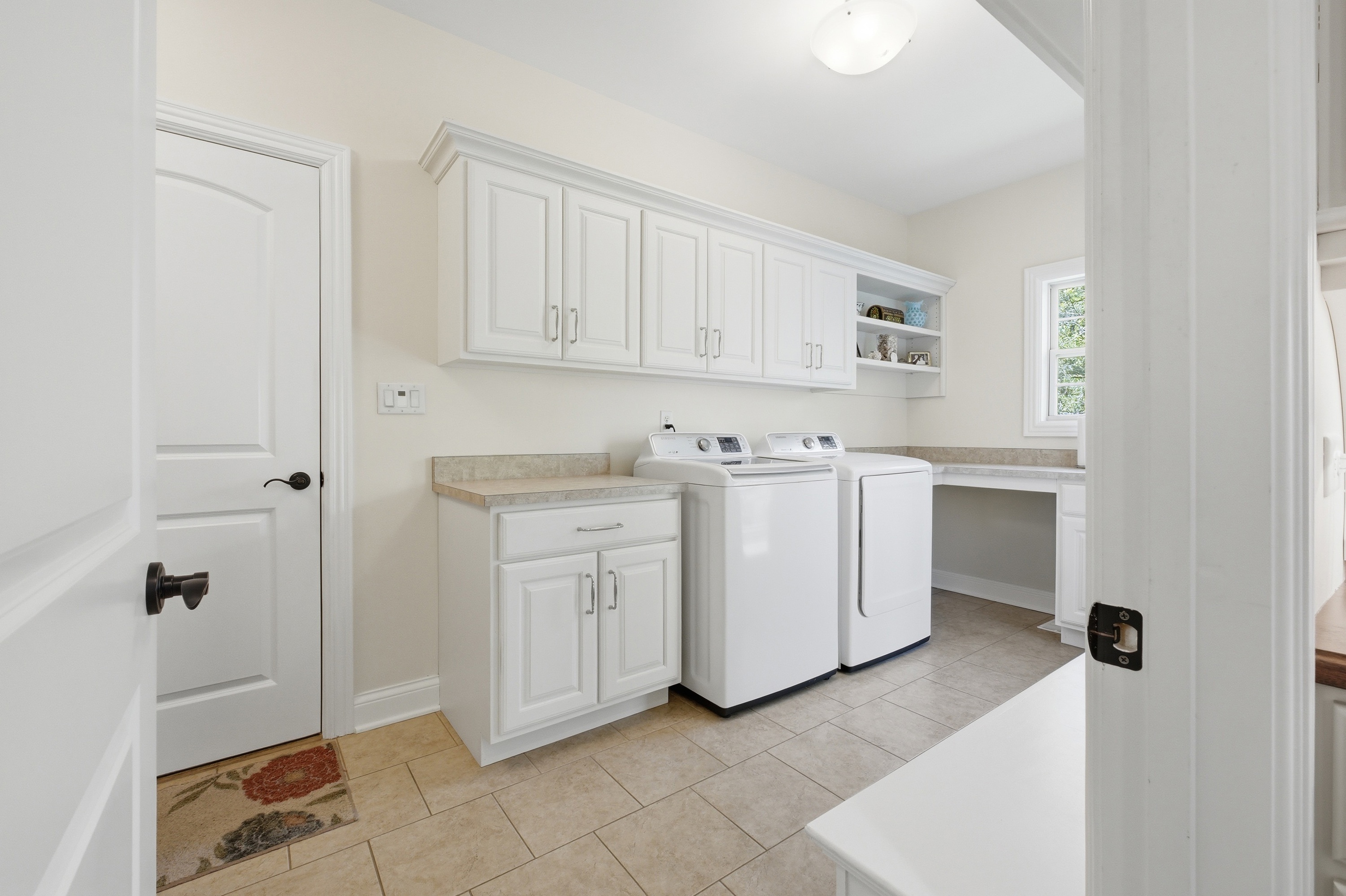  301 Maple Valley Road, Louisville, KY 40245 - 物件實景