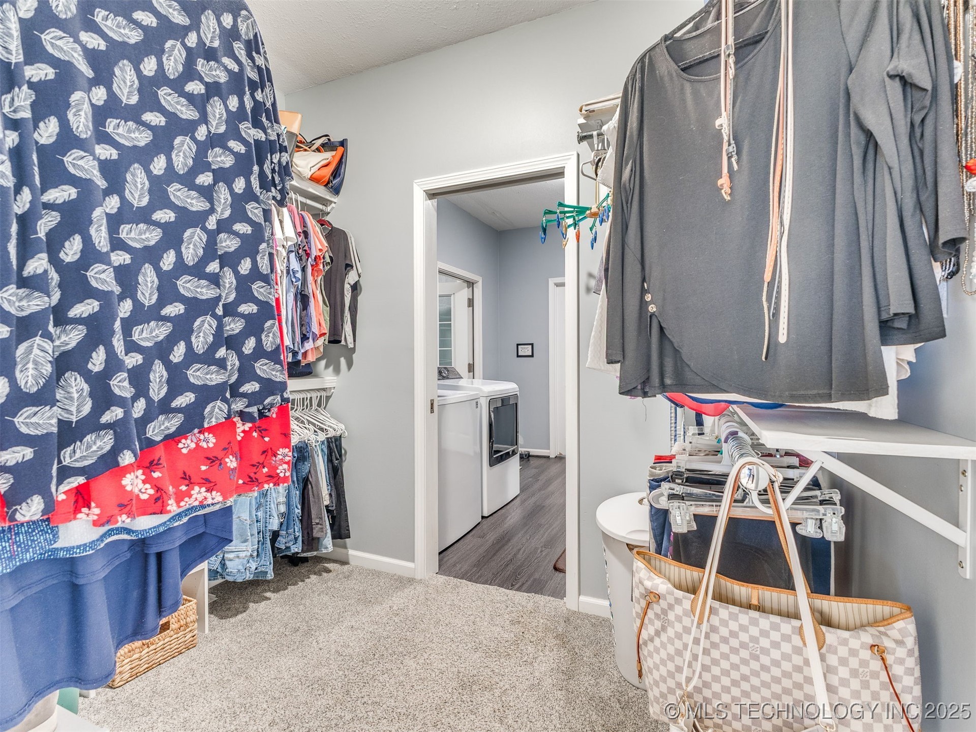 Mounds, Oklahoma, 74047, United States, 4 Bedrooms Bedrooms, ,4 BathroomsBathrooms,Residential,For Sale,1985246