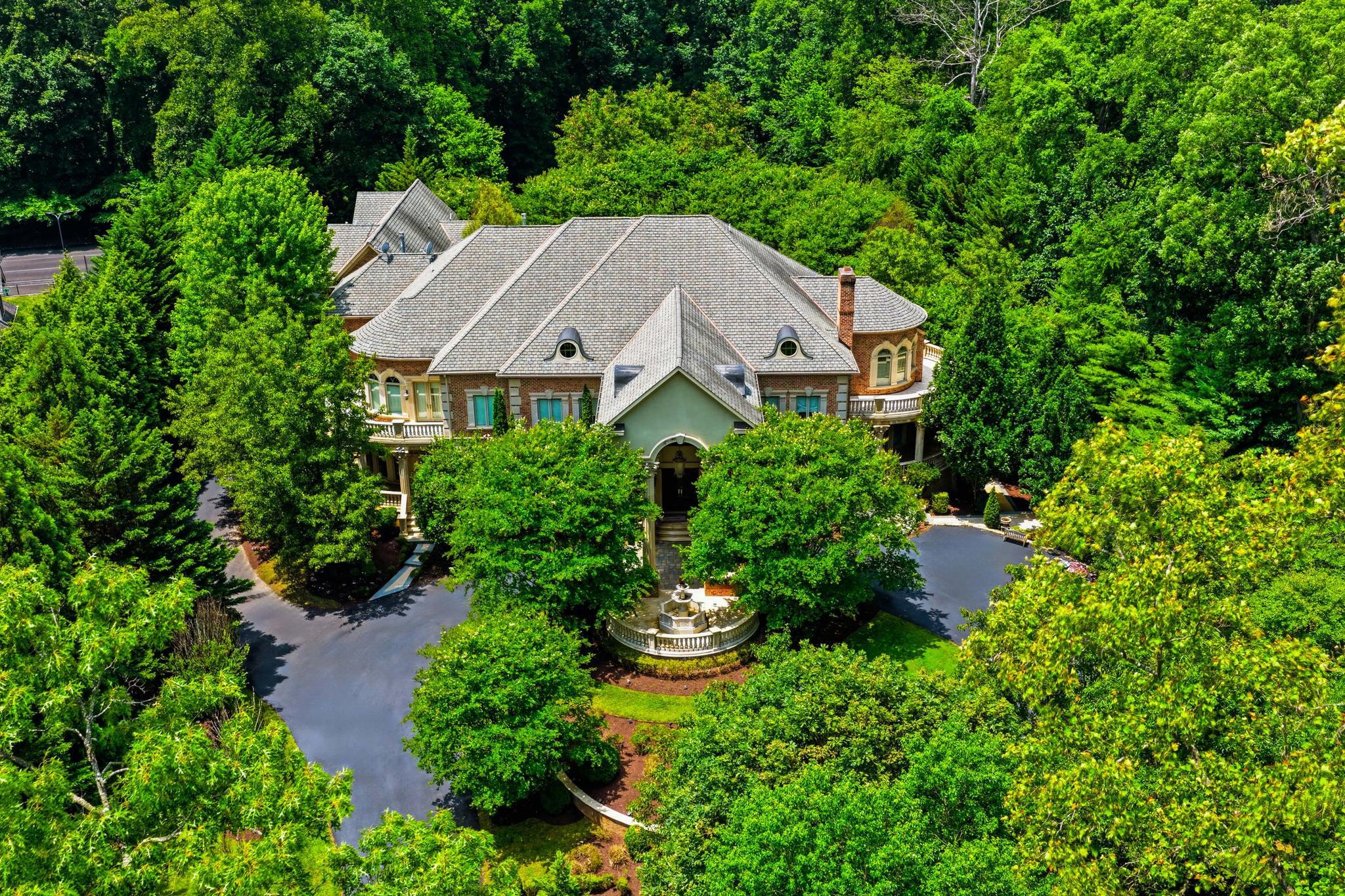  10350 Elizabeth Street, Great Falls, VA, 22066 - 物件實景