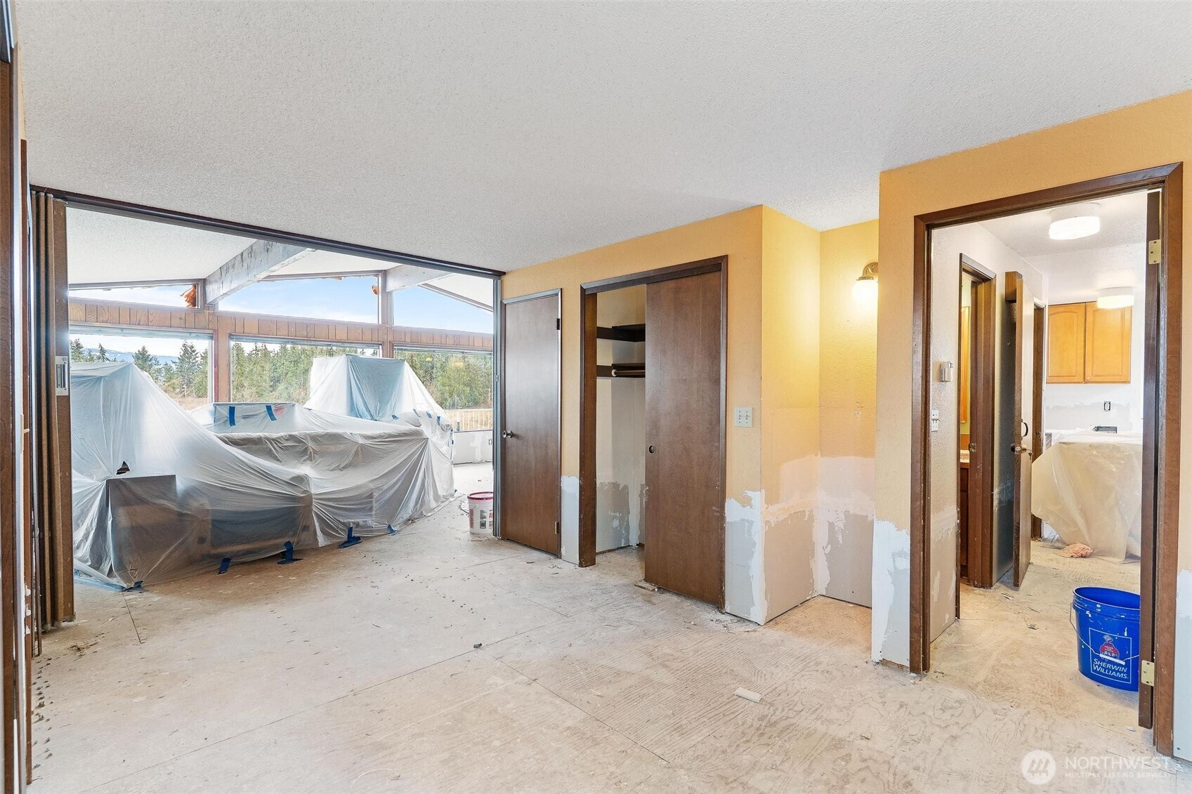 Enumclaw, Washington, 98022, United States, 2 Bedrooms Bedrooms, ,2 BathroomsBathrooms,Residential,For Sale,1977009