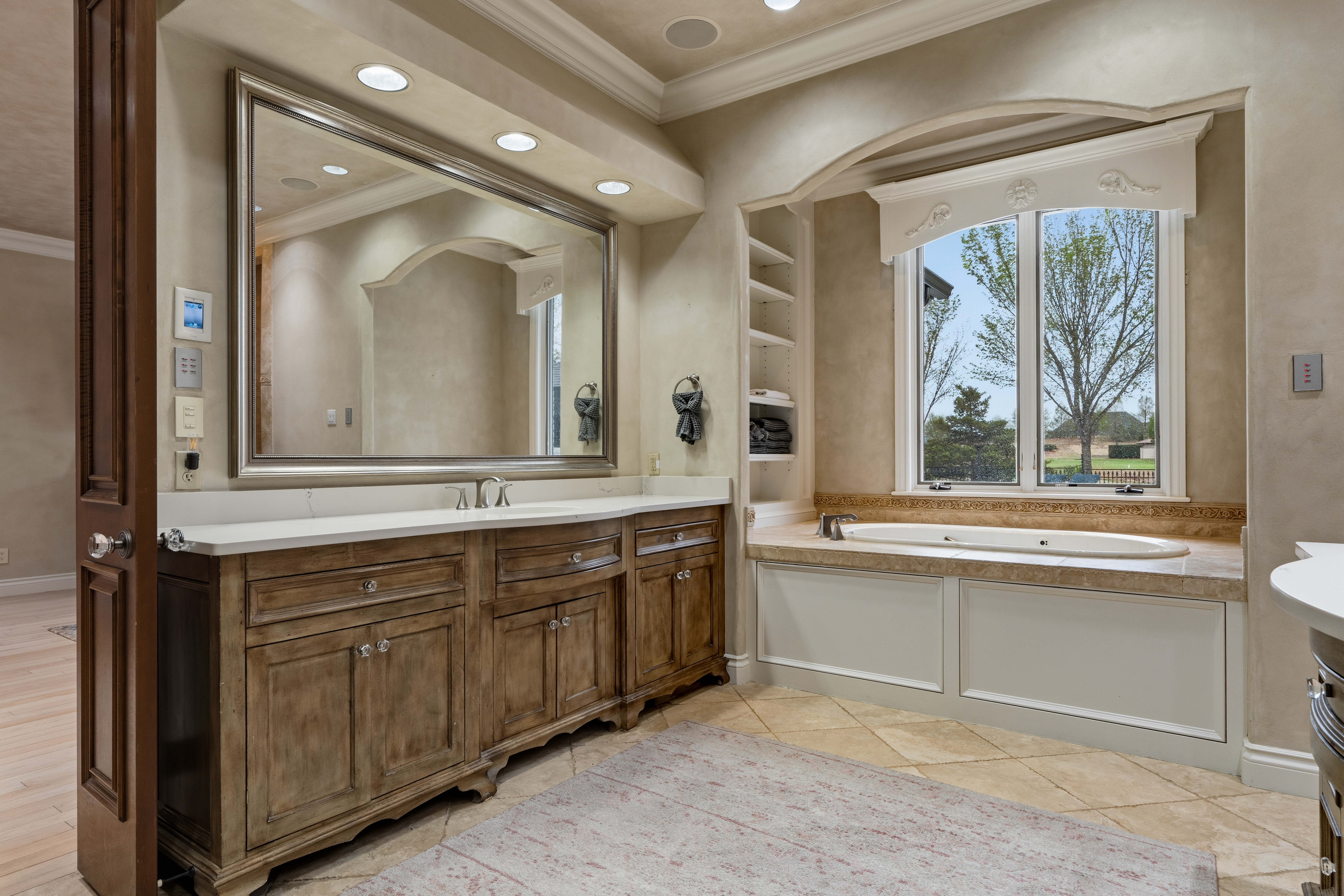  5100 Wisteria Drive, Oklahoma City, OK 73142 - 物件實景