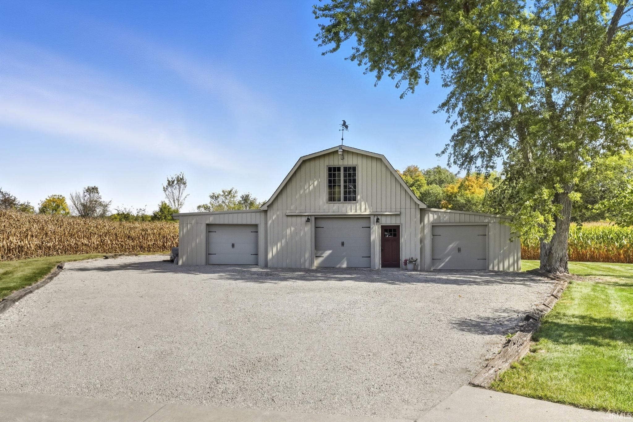 Auburn, Indiana, 46706-9510, United States, 4 Bedrooms Bedrooms, ,5 BathroomsBathrooms,Residential,For Sale,1984522