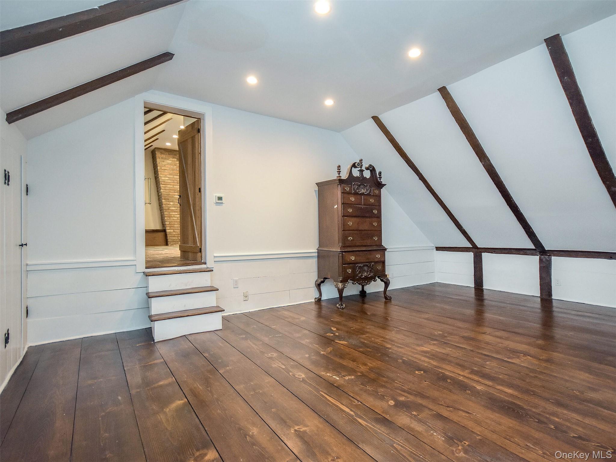  150 Main Street, Roslyn, NY, 11576 - 物件實景