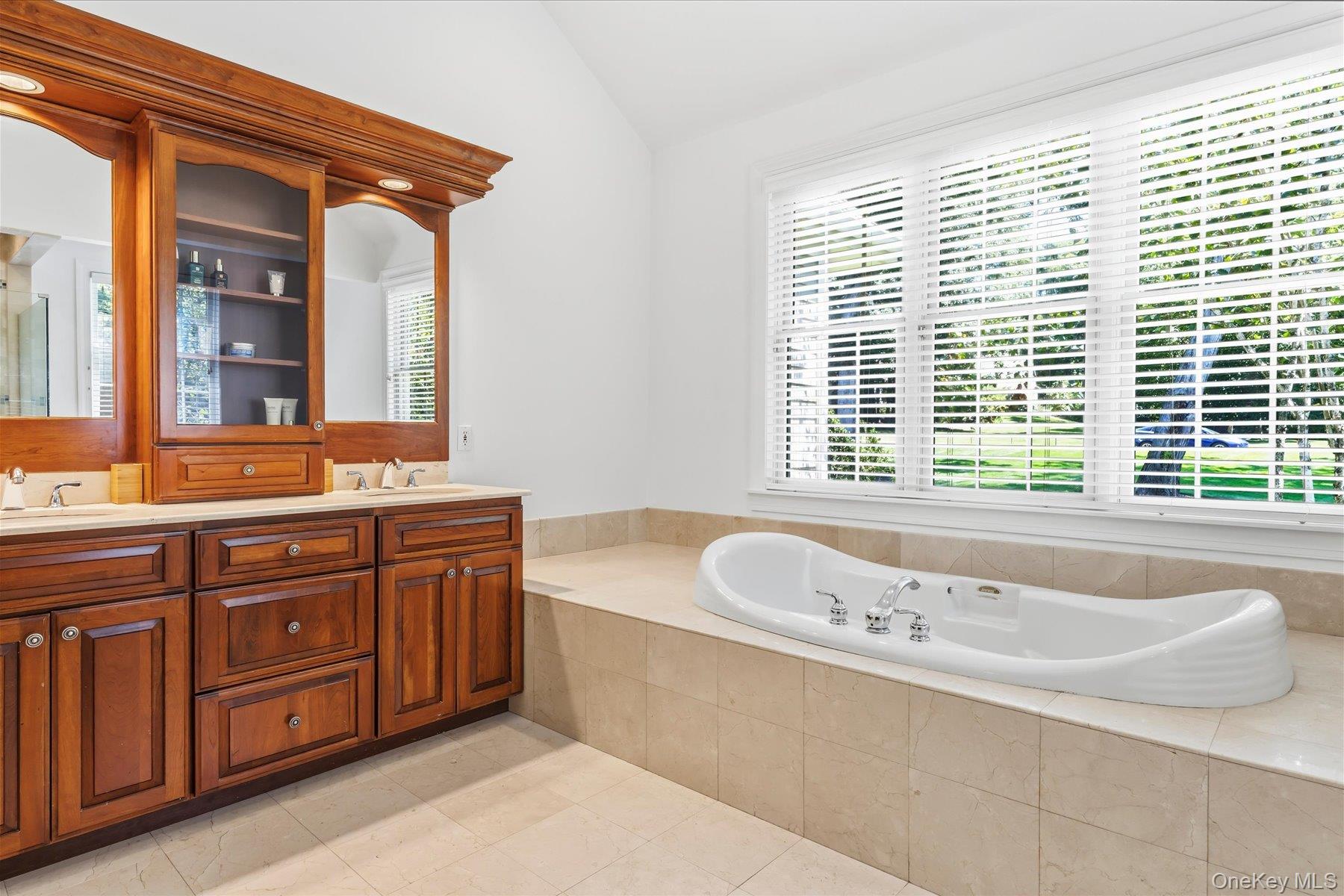  3 Spring Bay Lane, Lloyd Harbor, NY, 11743 - 物件實景