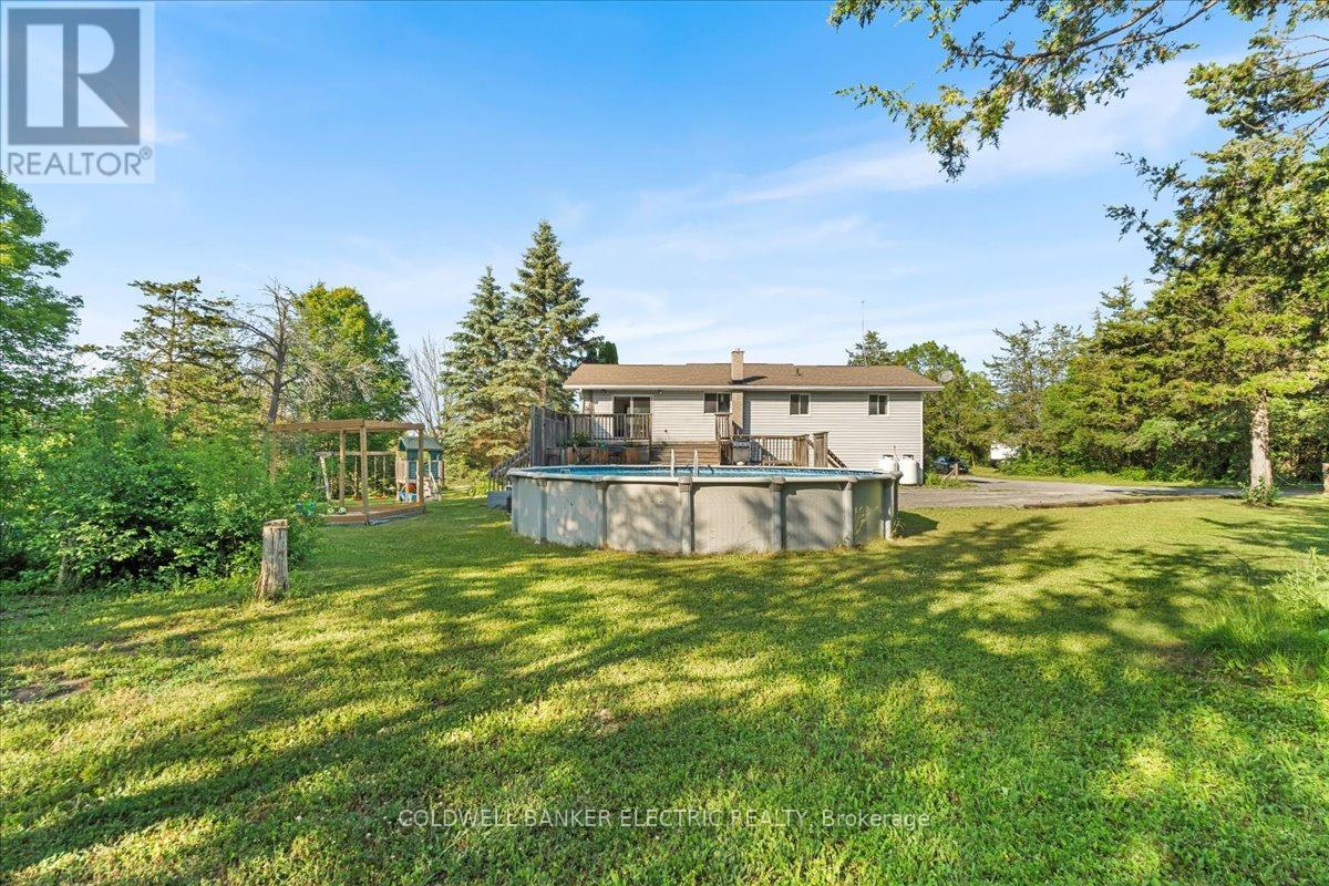 PRINCE EDWARD COUNTY (AMELIASBURG WARD), Ontario, K0K 1A0, CA, 5 Bedrooms Bedrooms, ,2 BathroomsBathrooms,Residential,For Sale,1867641