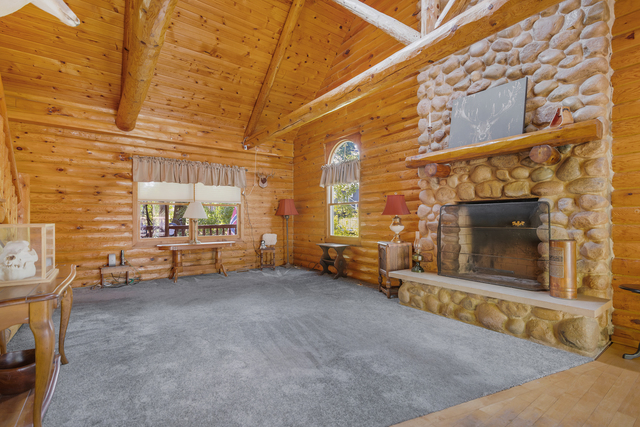 McHenry, Illinois, 60051, United States, 5 Bedrooms Bedrooms, ,3 BathroomsBathrooms,Residential,For Sale,1975629