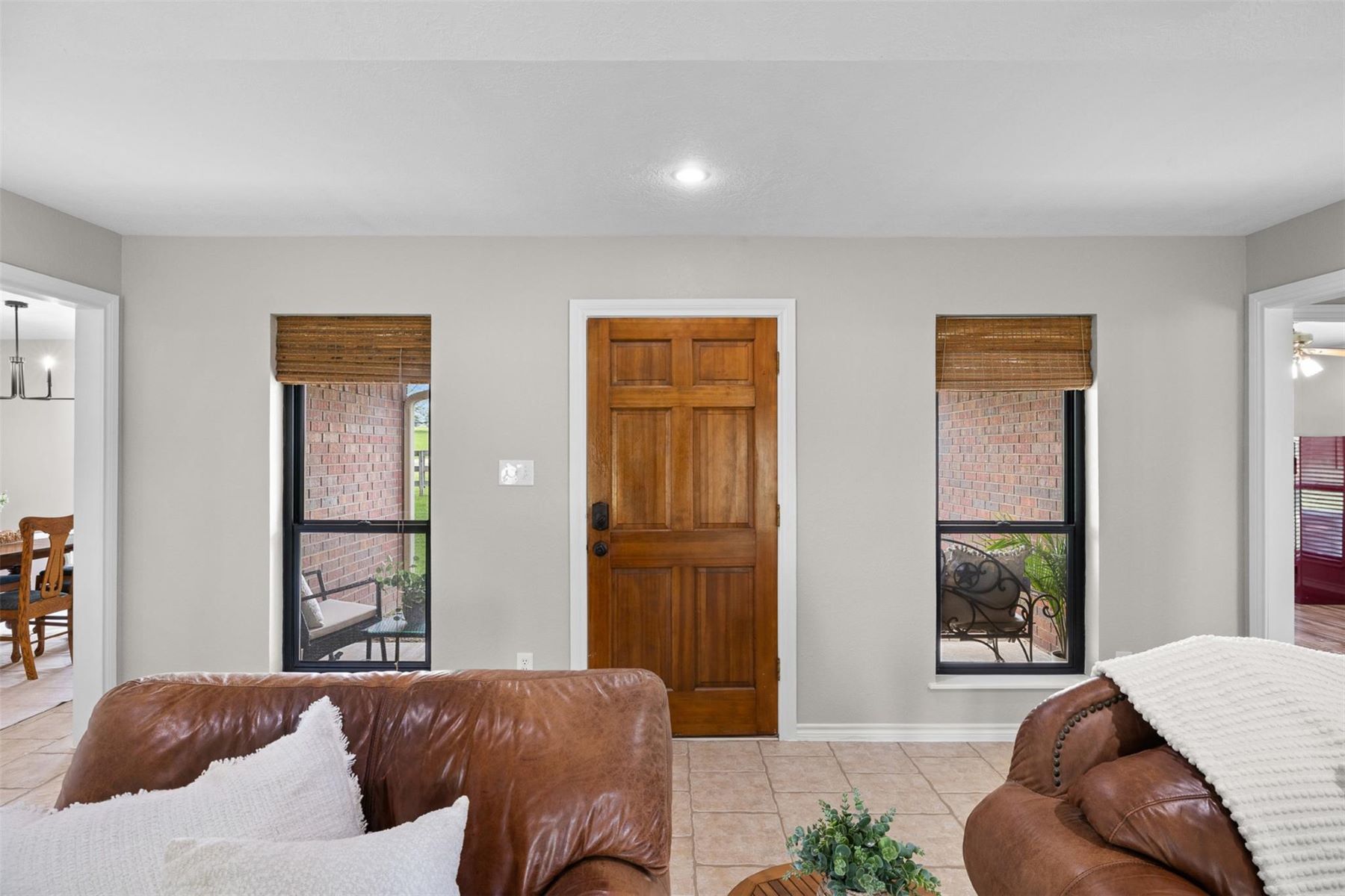  1016 County Road 306, Rockdale, TX 76567 - 物件實景