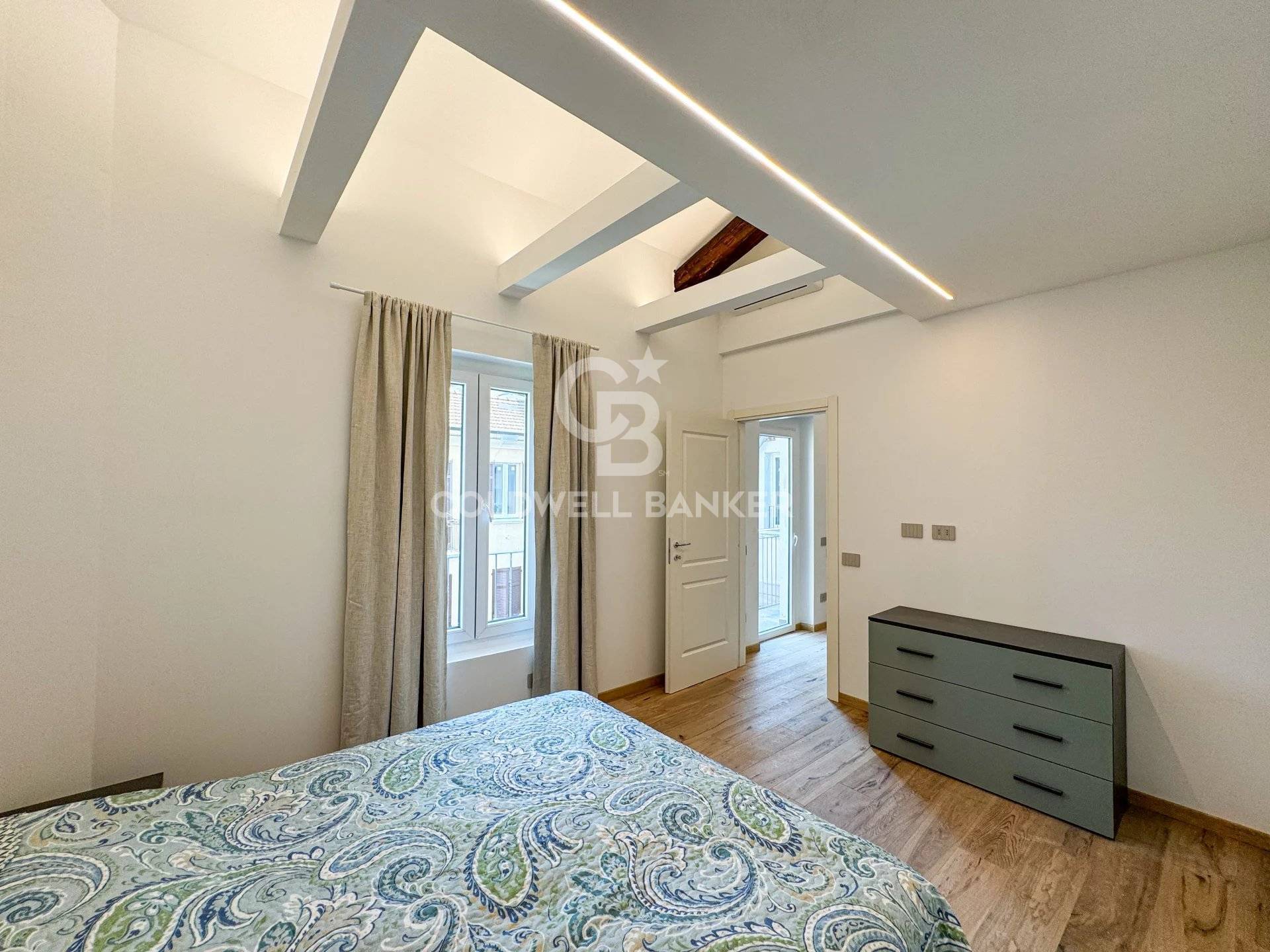 Como, Como, 22100, IT, 2 Bedrooms Bedrooms, ,2 BathroomsBathrooms,Residential,For Sale,1796949