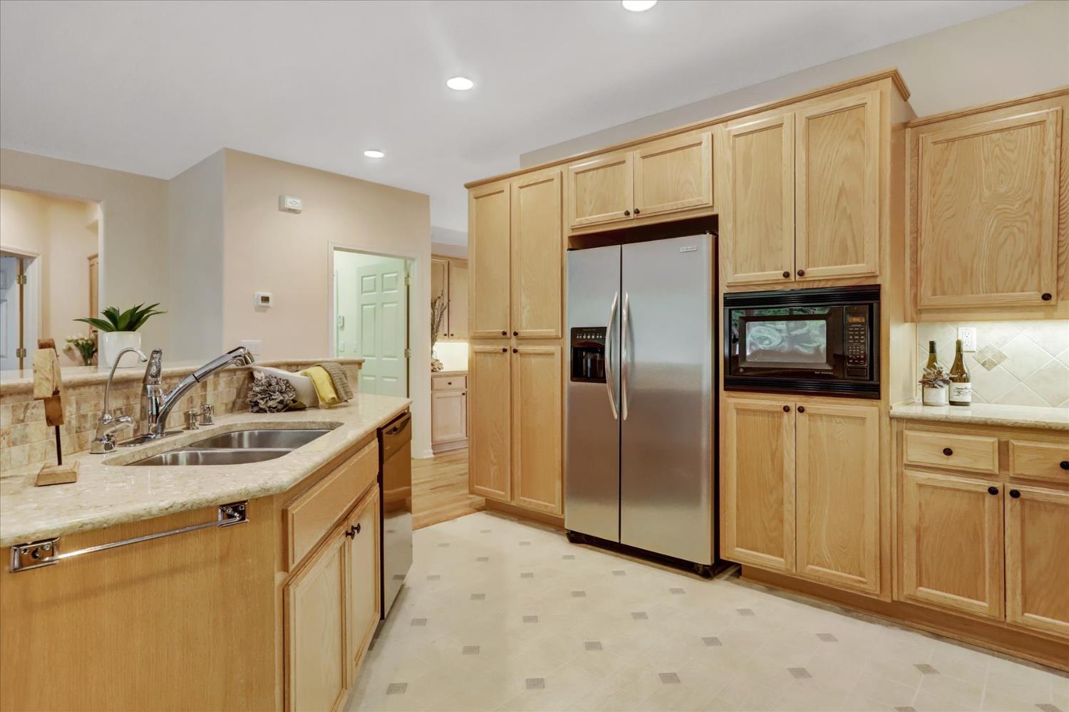 Grass Valley, California, 95945, United States, 2 Bedrooms Bedrooms, ,2 BathroomsBathrooms,Residential,For Sale,1990236