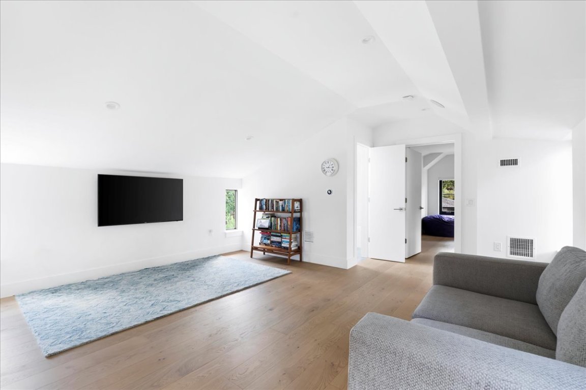 Austin, Texas, 78703, United States, 4 Bedrooms Bedrooms, ,4 BathroomsBathrooms,Residential,For Sale,1940448