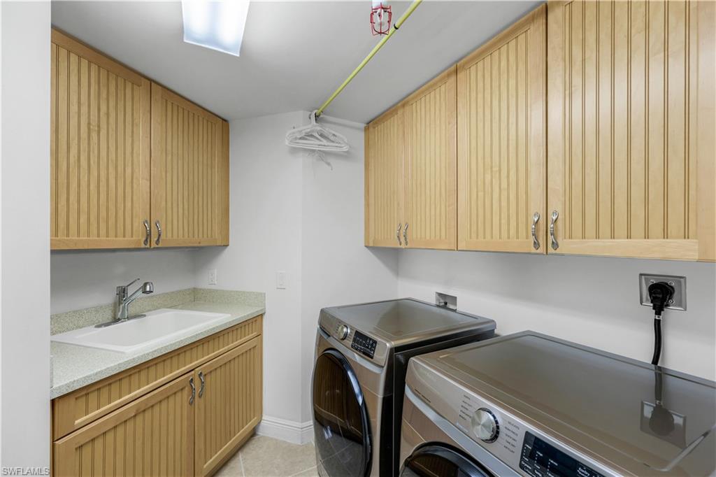 Cape Coral, Florida, 33914, United States, 3 Bedrooms Bedrooms, ,4 BathroomsBathrooms,Residential,For Sale,1950965