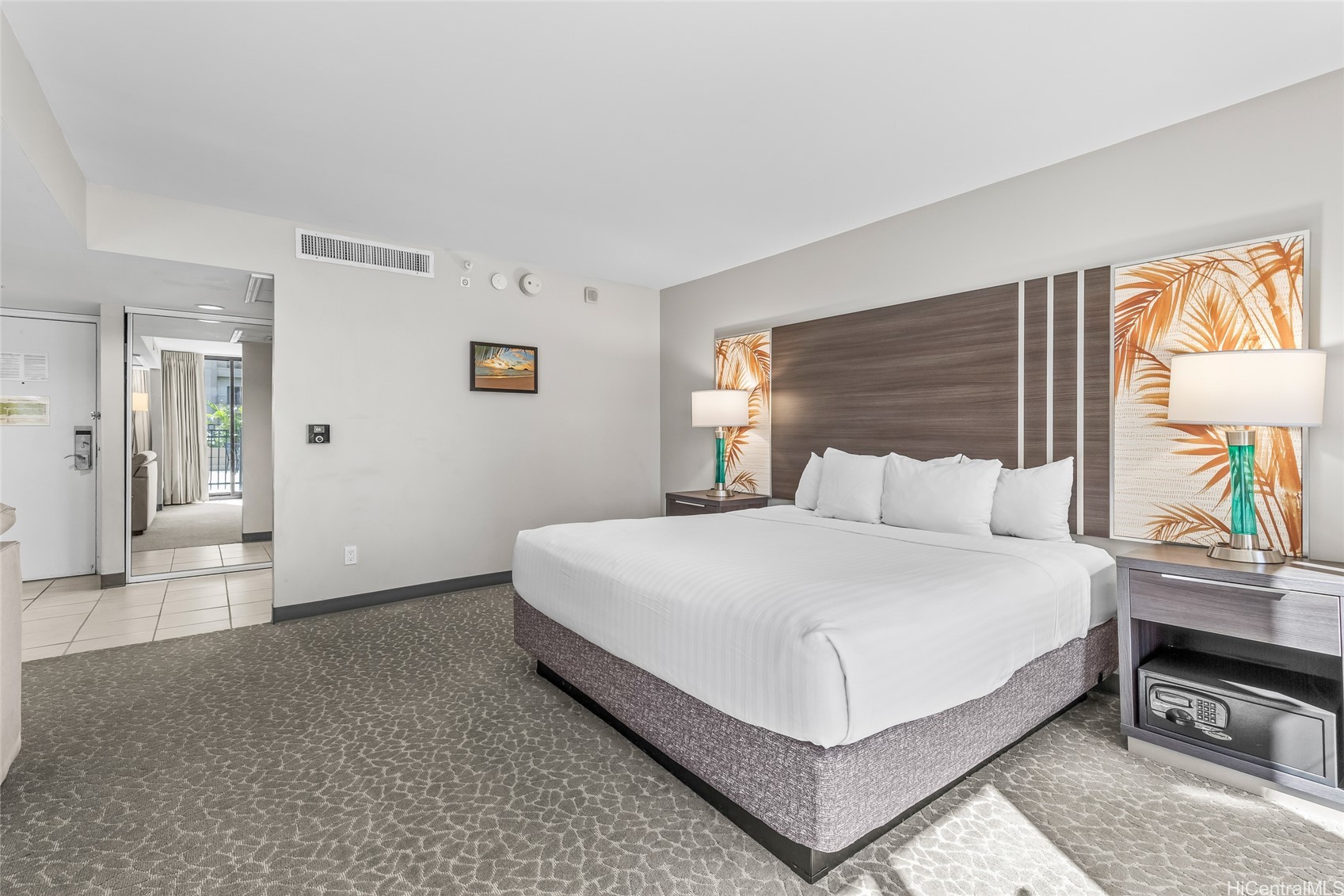 Honolulu, Hawaii, 96815, United States, ,1 BathroomBathrooms,Residential,For Sale,2003284