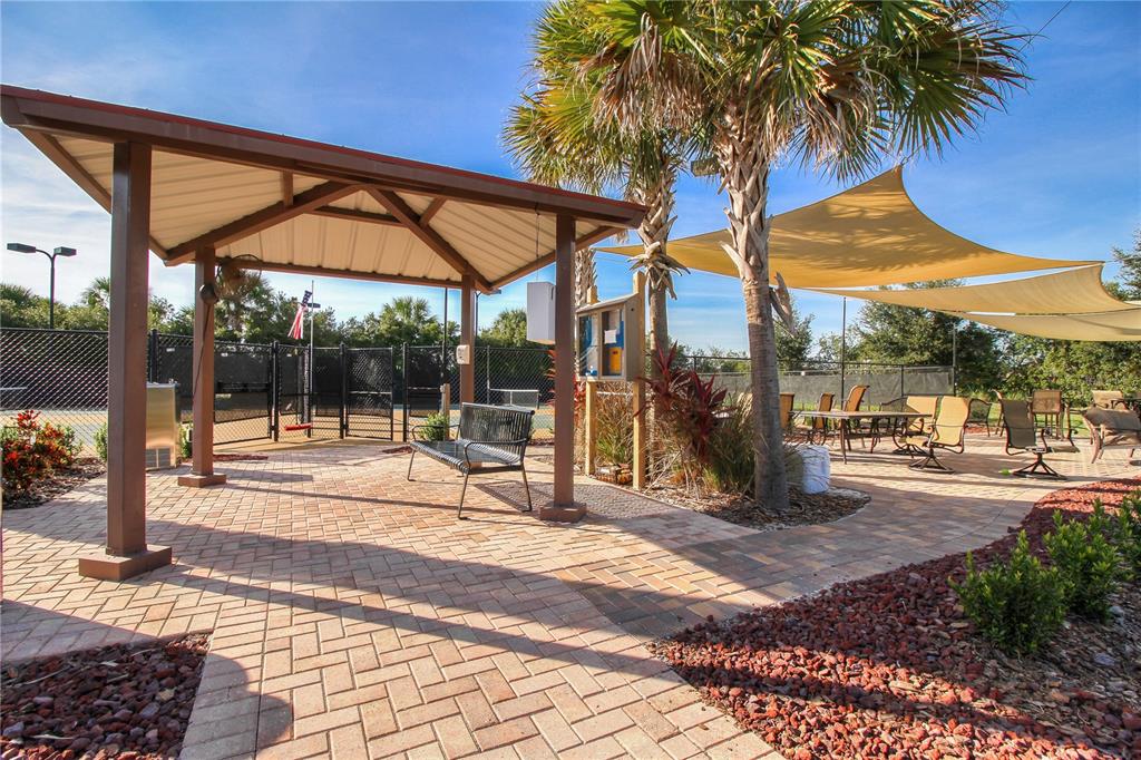 Bradenton, Florida, 34211, United States, 2 Bedrooms Bedrooms, ,3 BathroomsBathrooms,Residential,For Sale,1992091