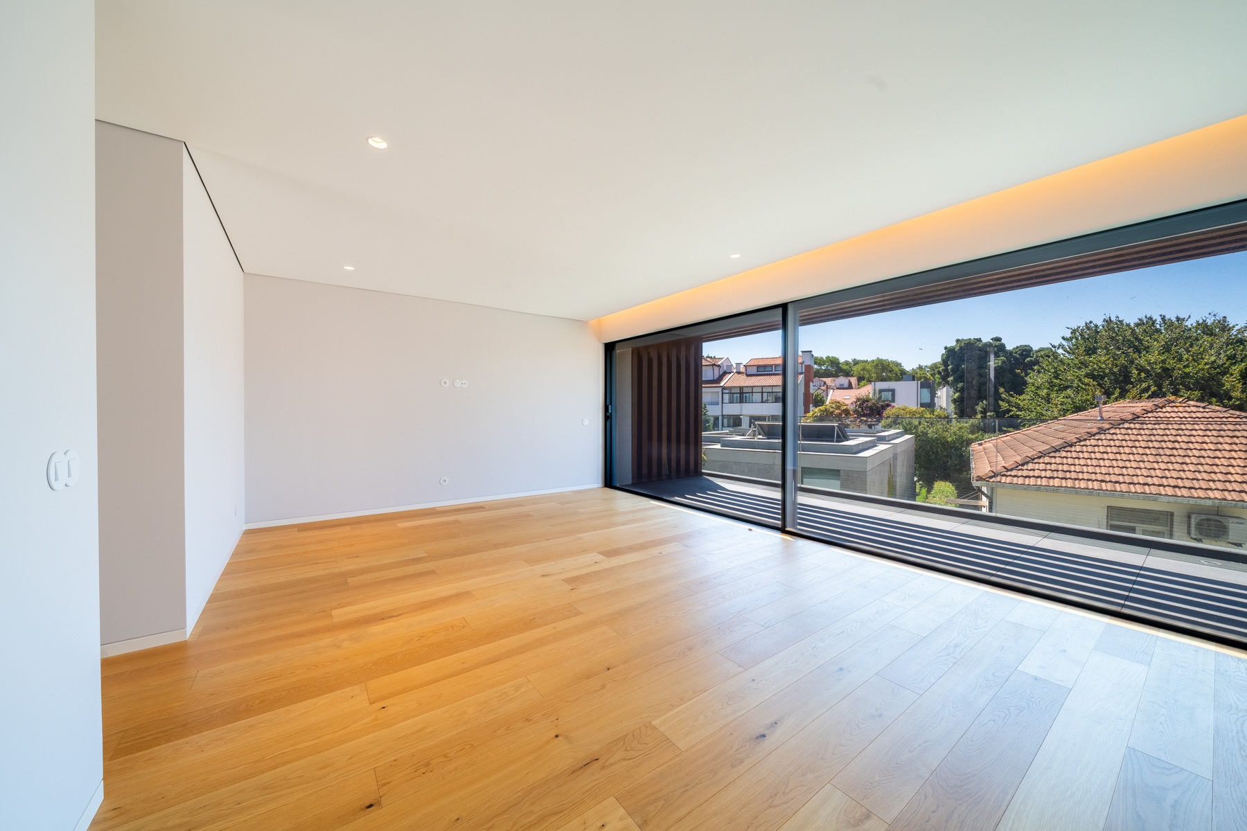  Terraced house, 5 bedrooms, for Sale - 物件實景