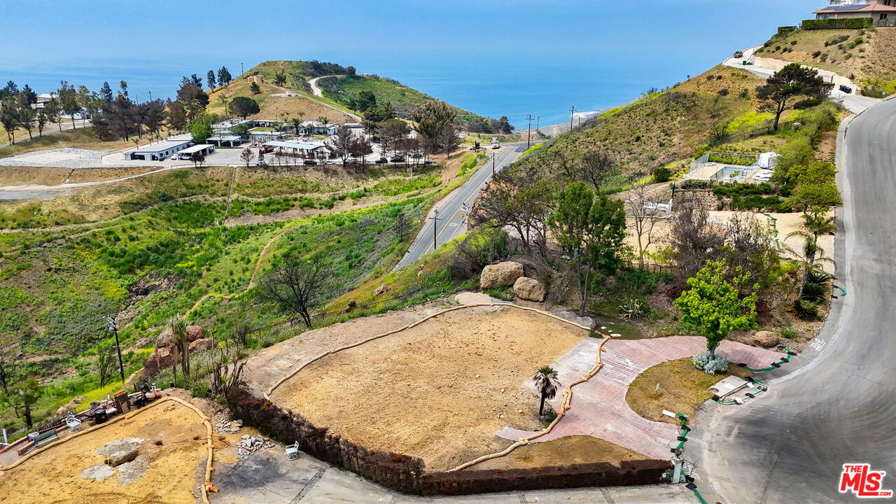 Malibu, California, 90265, United States, ,Land,For Sale,1827117