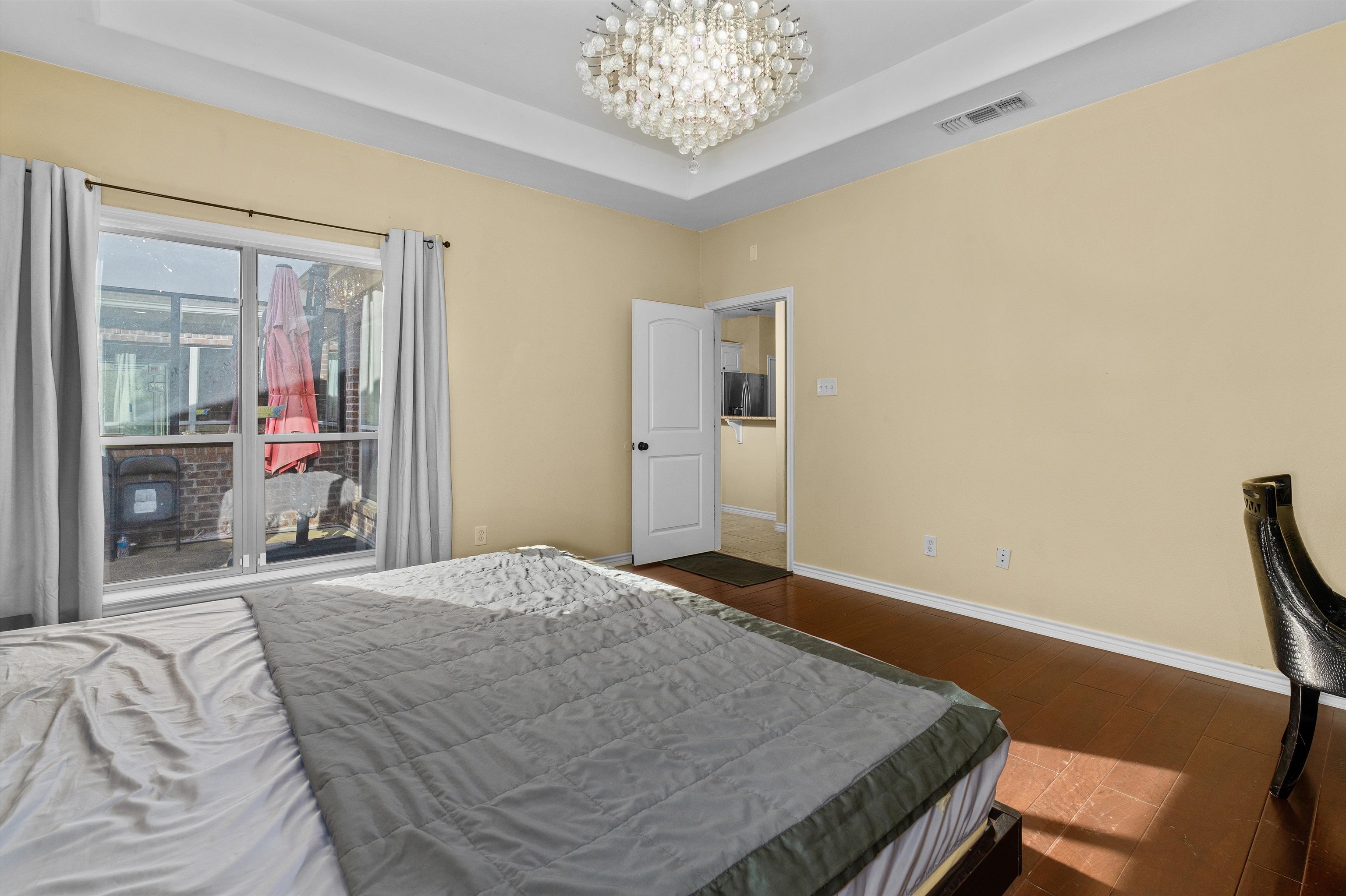 Henderson, Texas, 75654, United States, 5 Bedrooms Bedrooms, ,3 BathroomsBathrooms,Residential,For Sale,1983255