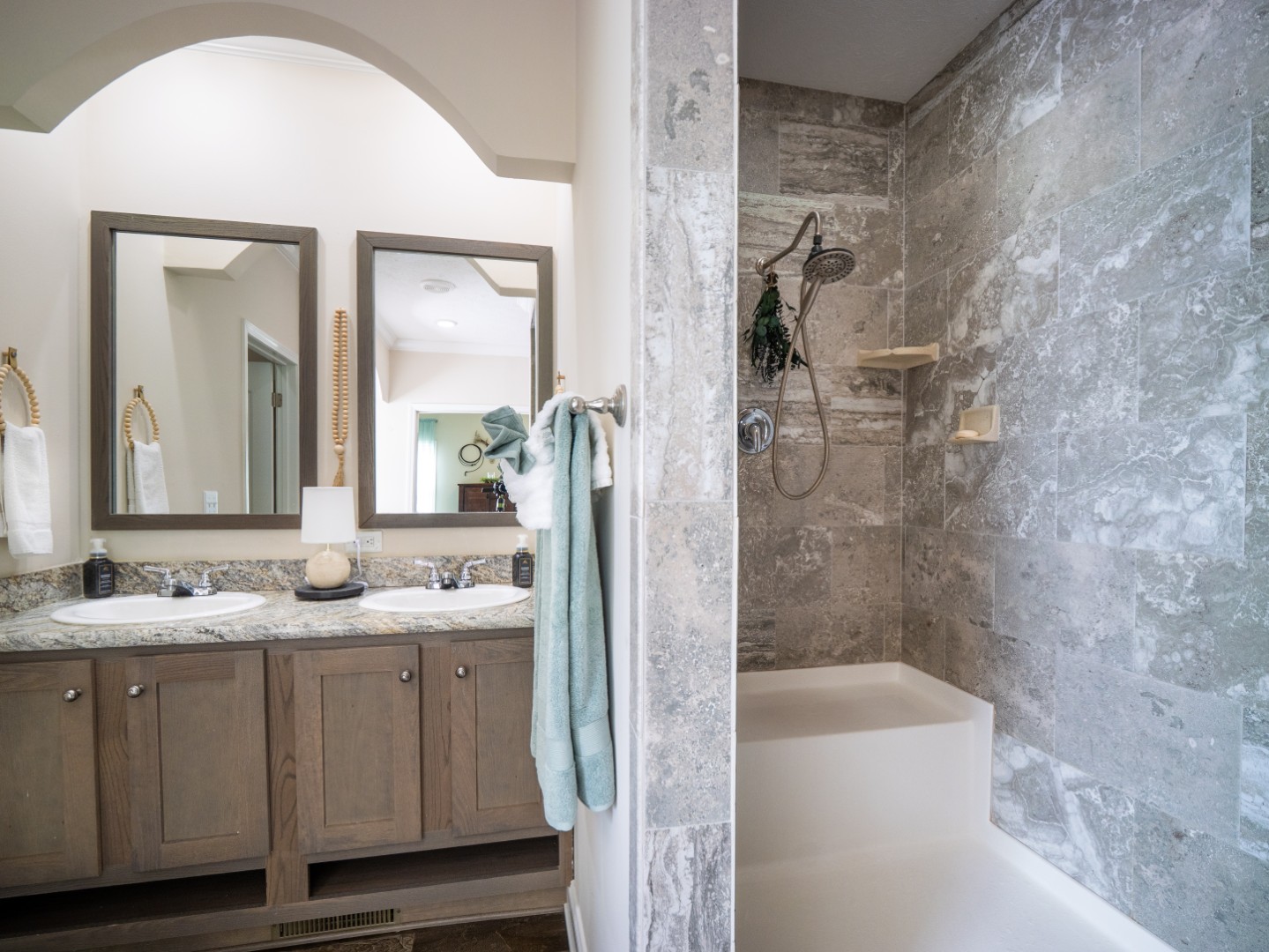 Nichols, South Carolina, 29581, United States, 4 Bedrooms Bedrooms, ,2 BathroomsBathrooms,Residential,For Sale,1983530